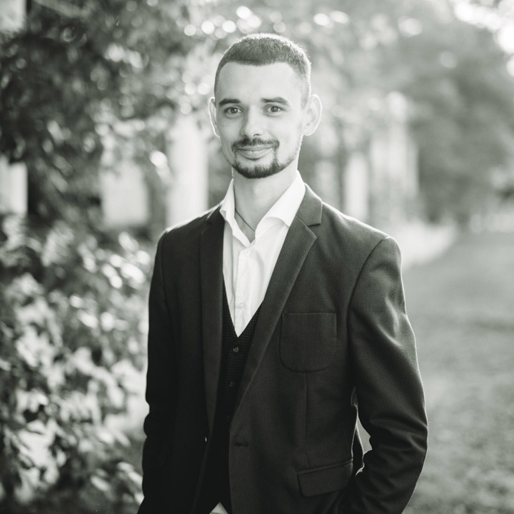 Свадебный фотограф в Выксе. Фотограф городских и семейных событий Артем Карпухин