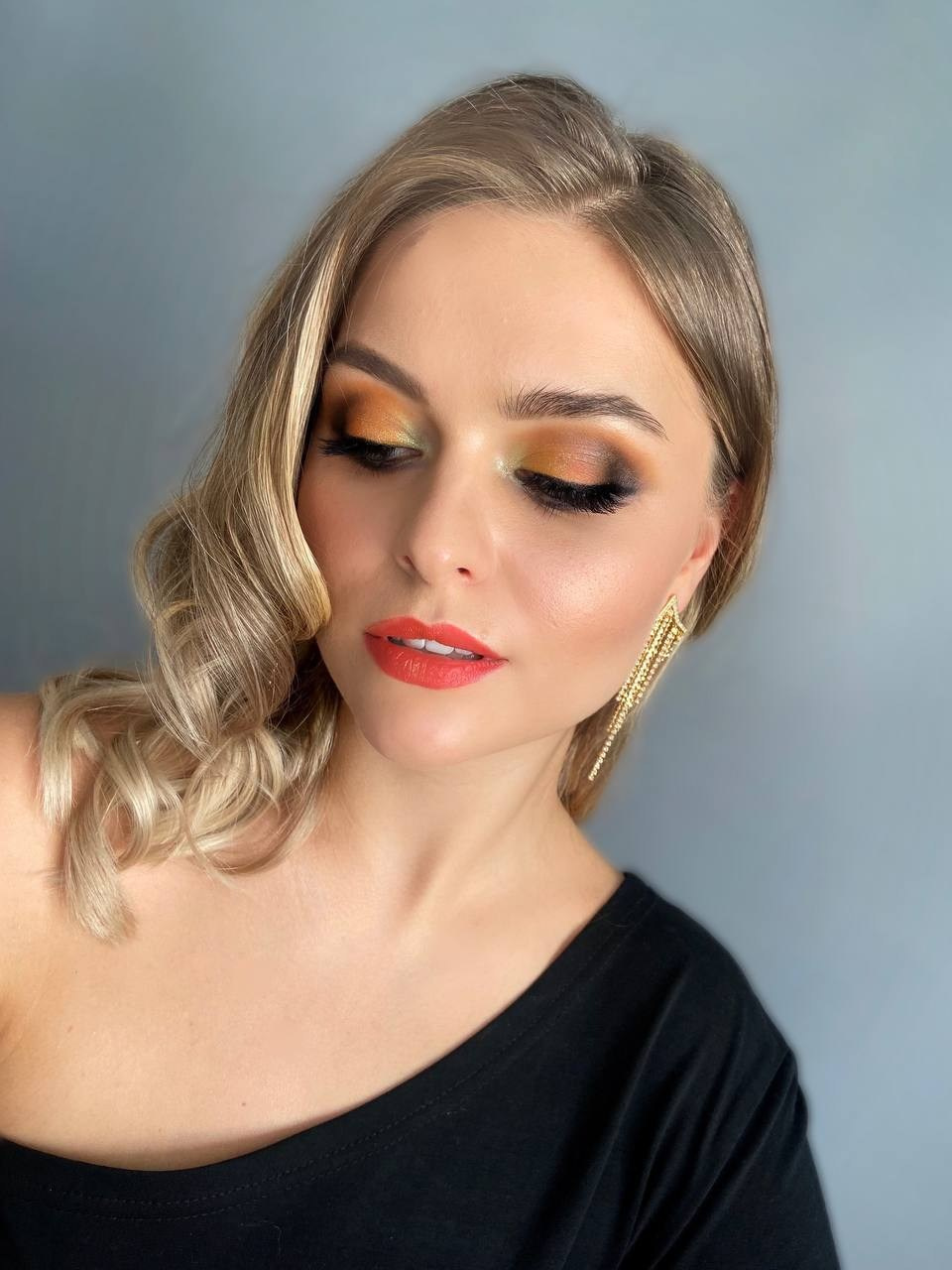 Курс макияж для себя в Санкт-Петербурге|Заказать подарочный сертификат. Визажист стилист в Санкт-Петербурге Надежда Топникова