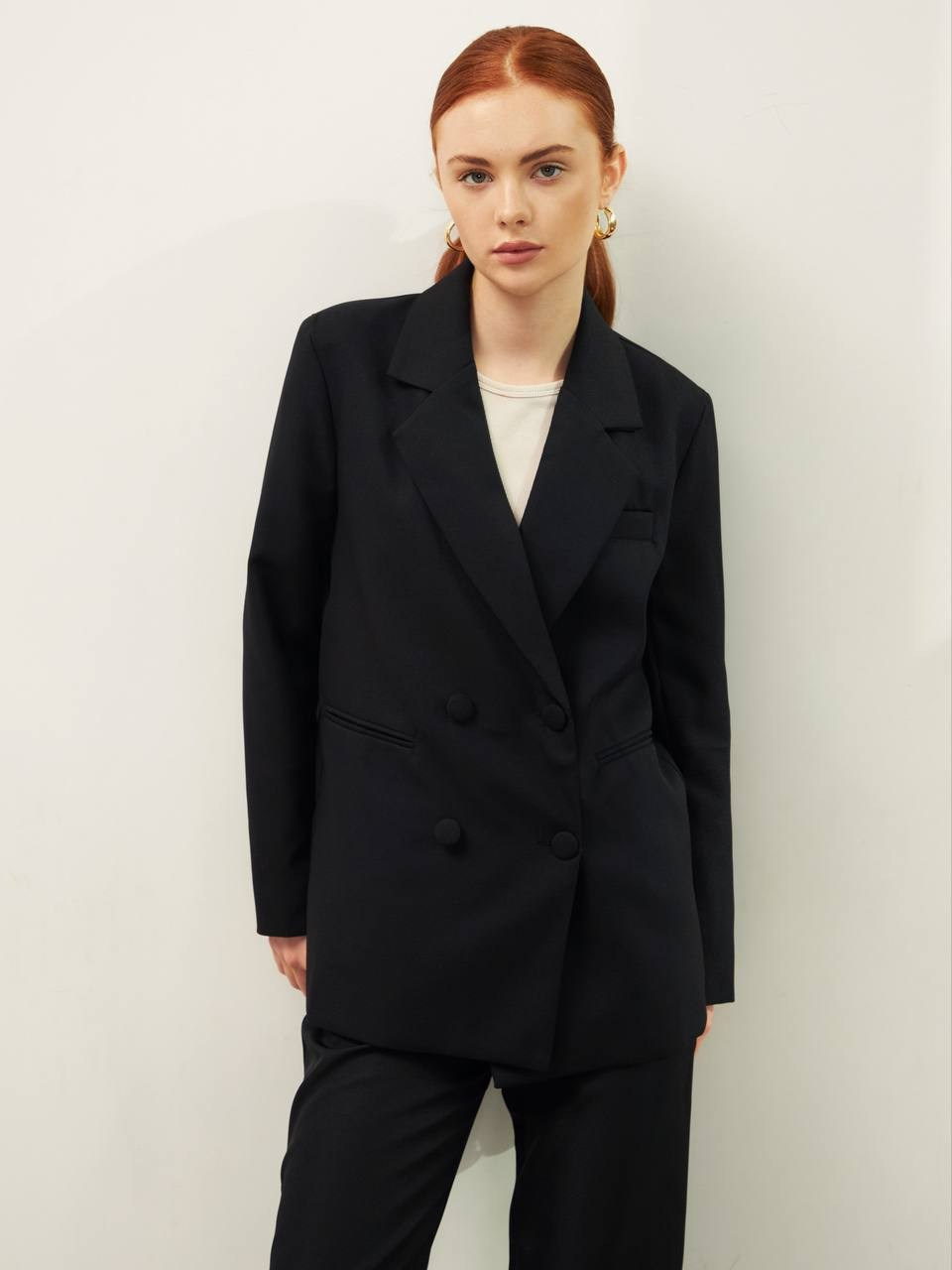 фото пиджак на белом фоне