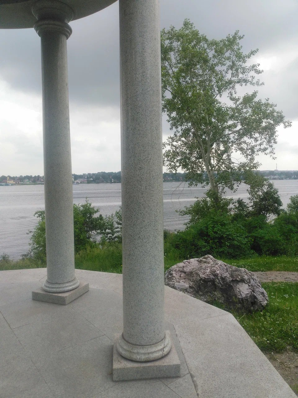 Ротонда на набережной. Фотограф Рябинин Евгений. Нижний тагил\Екатеринбург