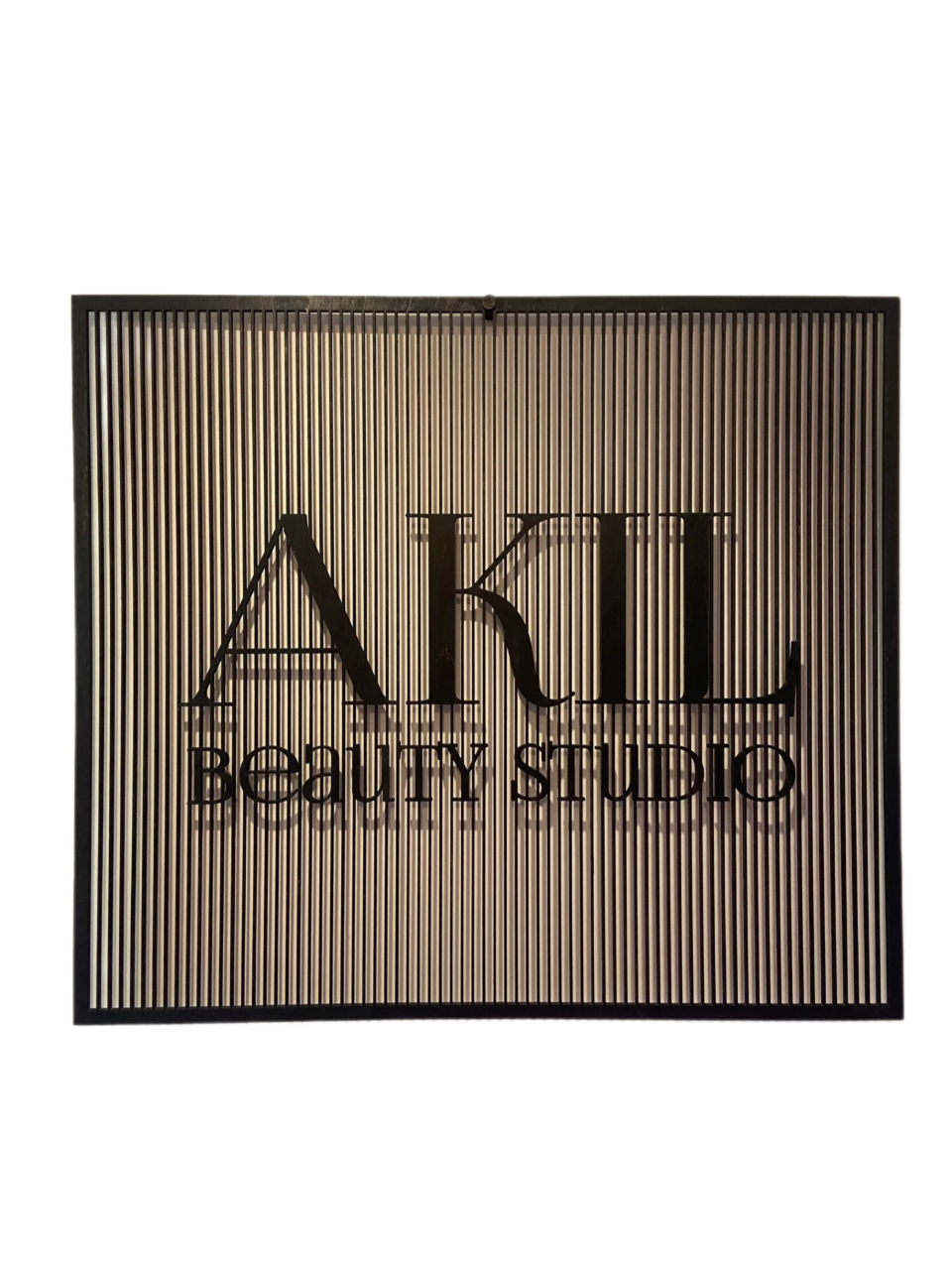 Арт-объекты для стен. Авторские картины, панно, часы и портреты по фото