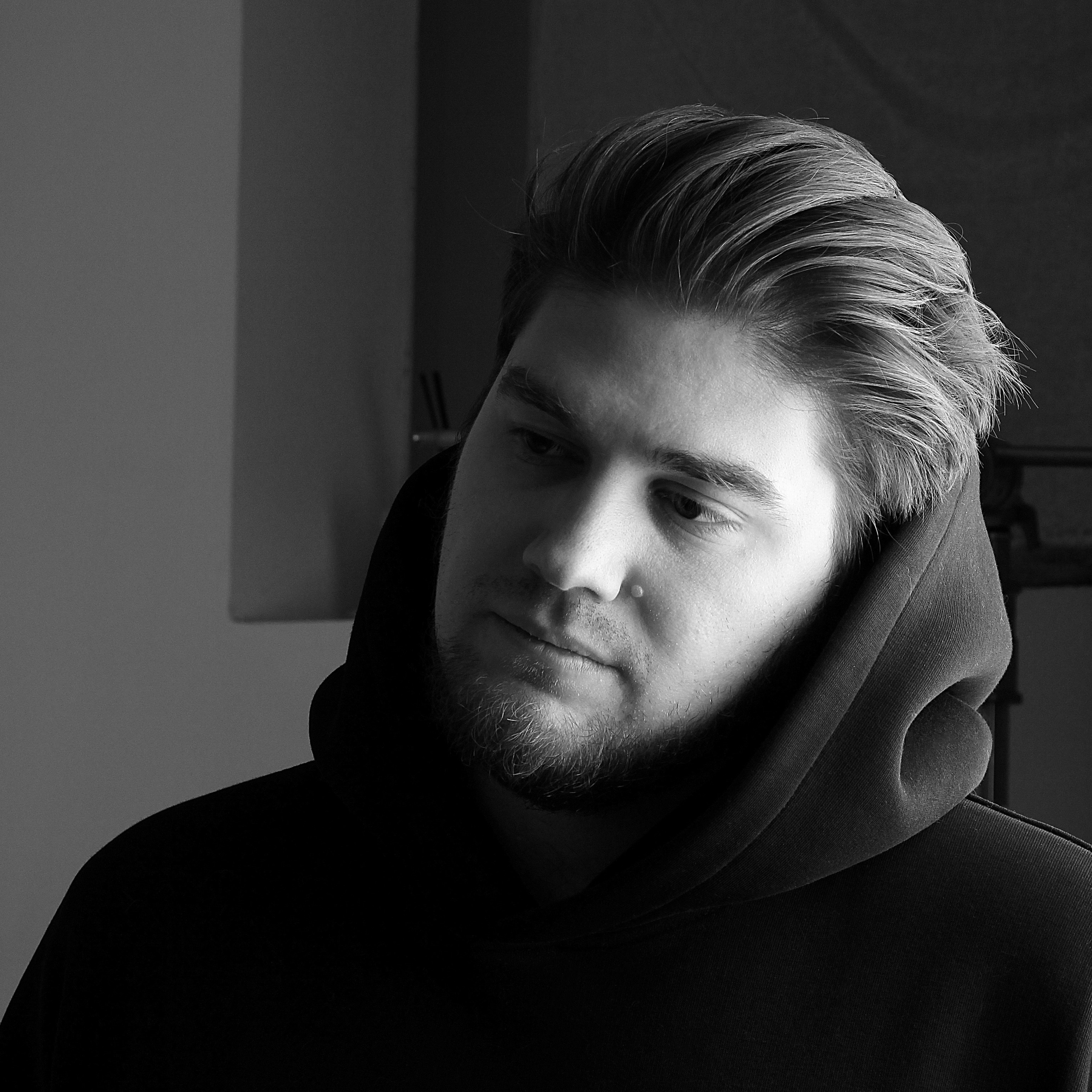 Предметный фотограф в СПб | Съемка для Wildberries, Ozon, рекламы | Алан Ульбашев