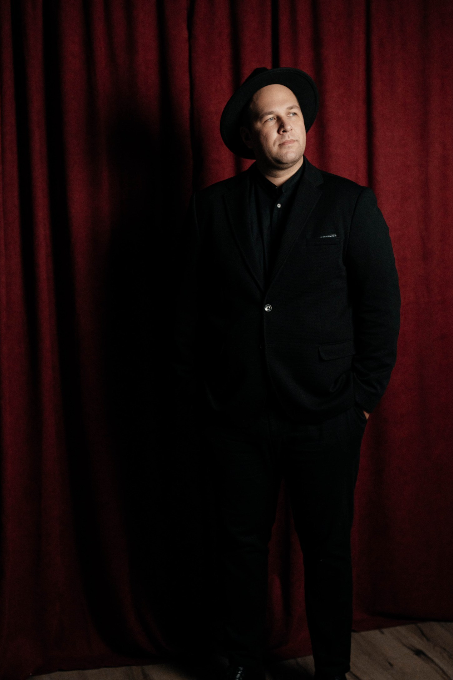 Контакты. Свадебный видеограф Москва Никита Сомов