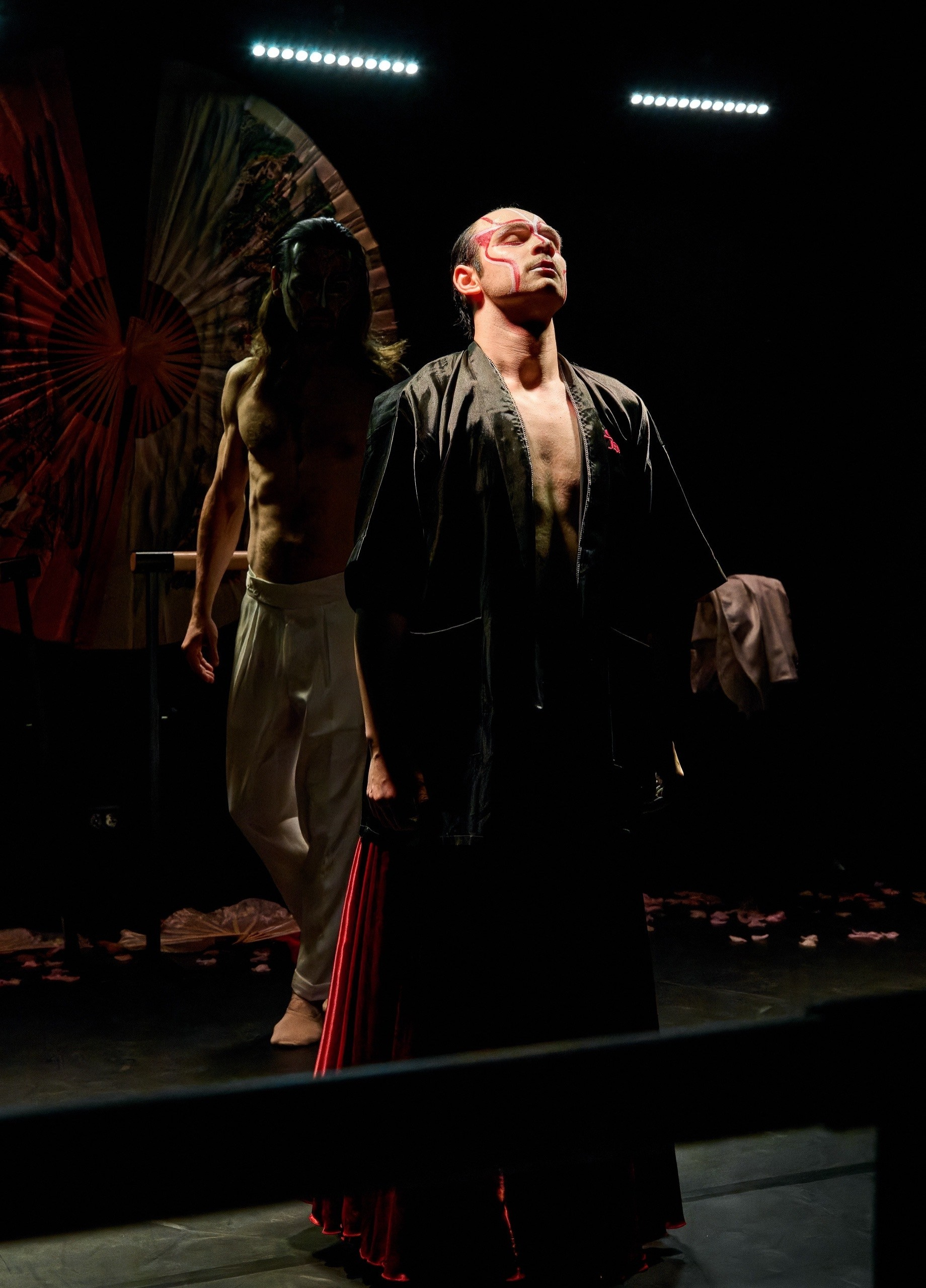 Премьера пластического спектакля в стиле кабуки «Мадам Баттерфляй» в театре «Век жизни». Журнал о самом особенном. Пермь и Пермский край