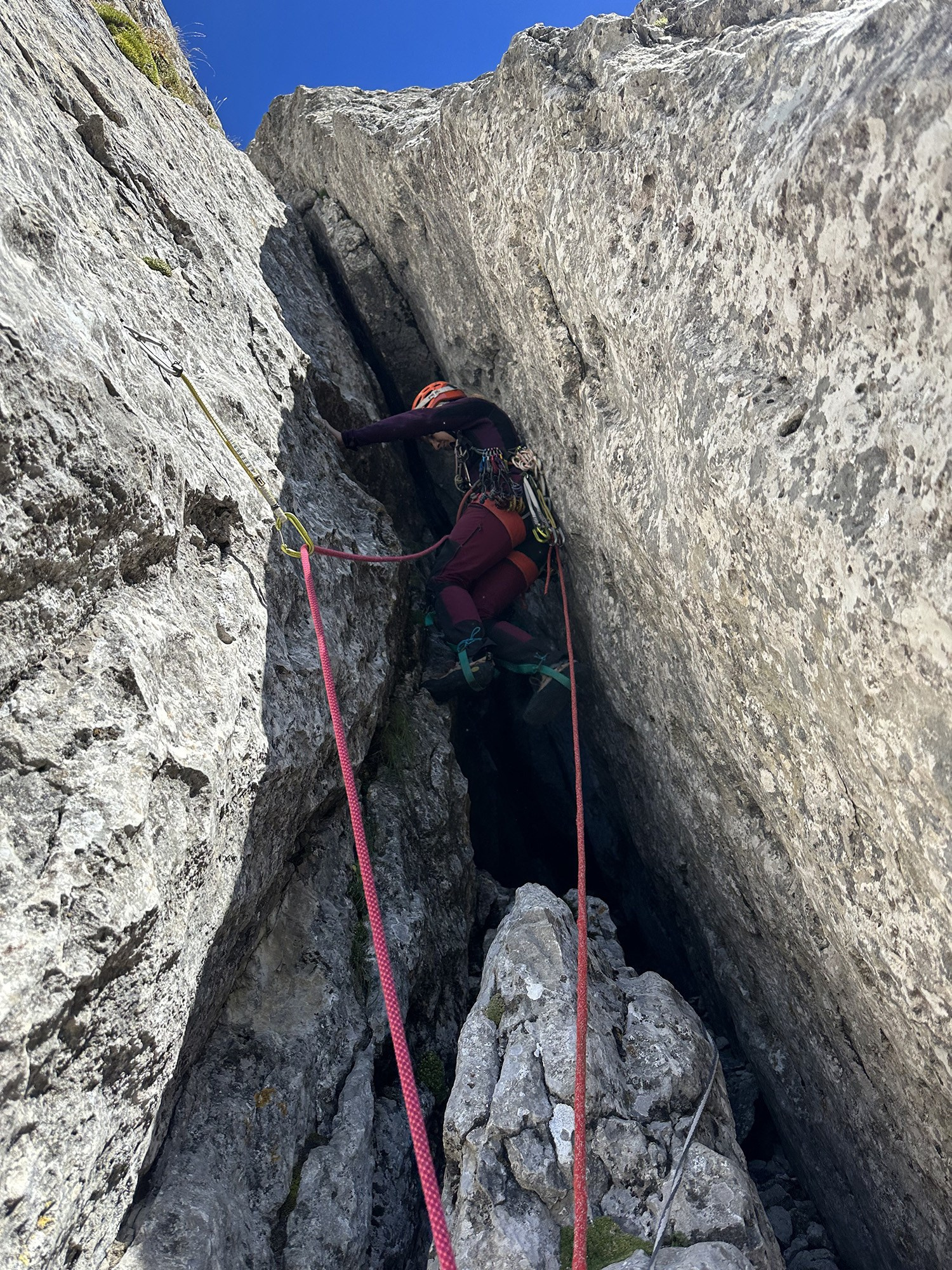 Женская команда из Воронежа прошла маршрут Горина 5А на Цей-Лоам. Премия Стальной Ангел