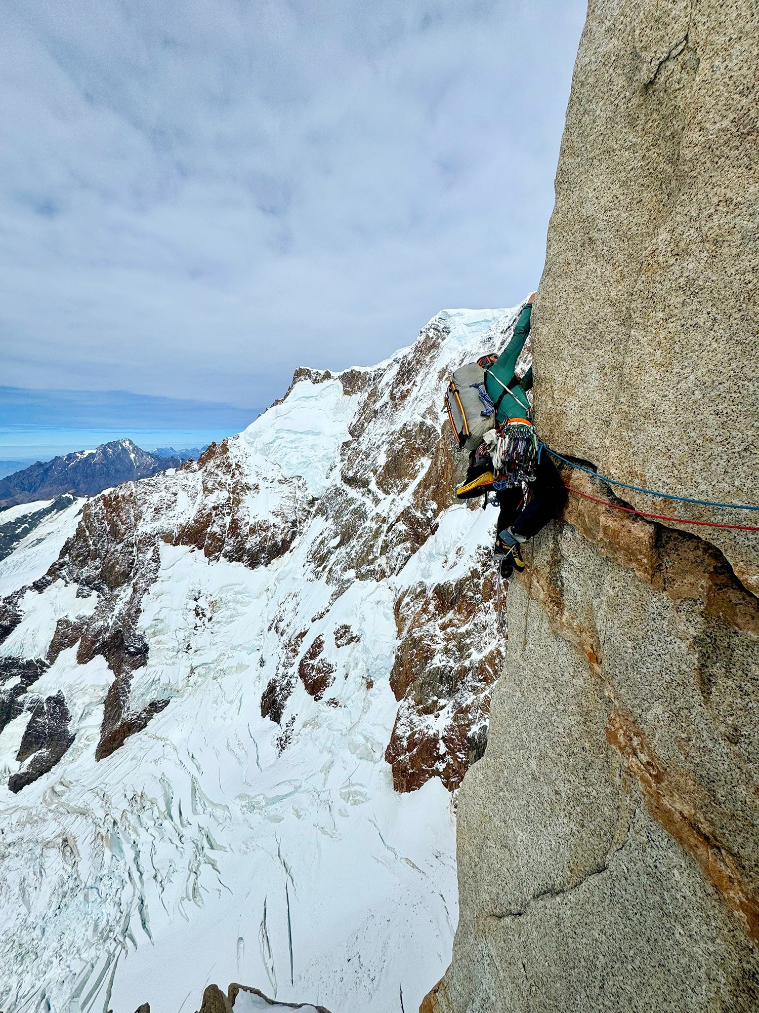 French all-women team have climbed Filo Sureste route on Cerro Torre. “Steel Angel”: women’s climbing award