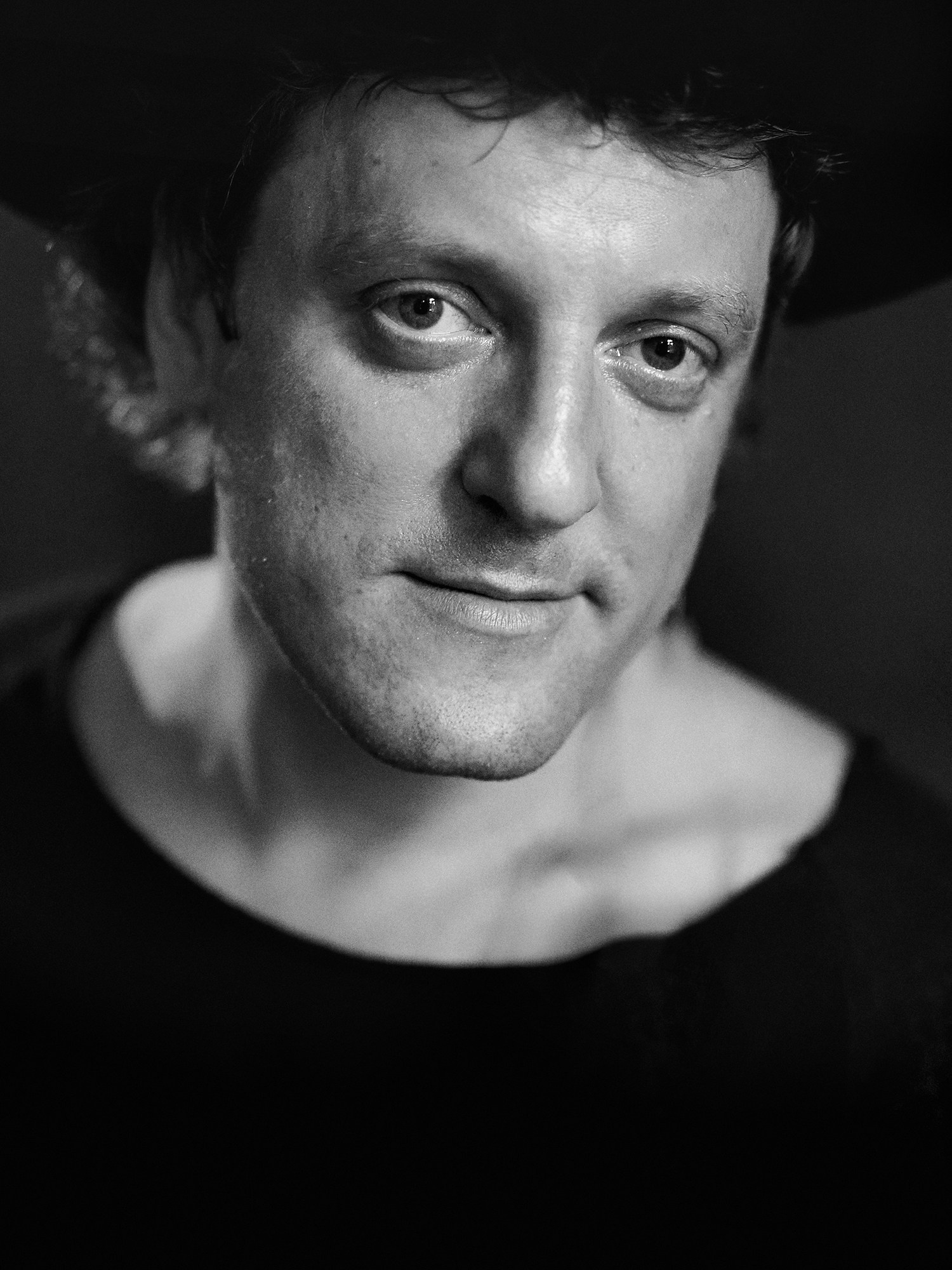 Контакты. Фотограф в Санкт-Петербурге Денис Персенен