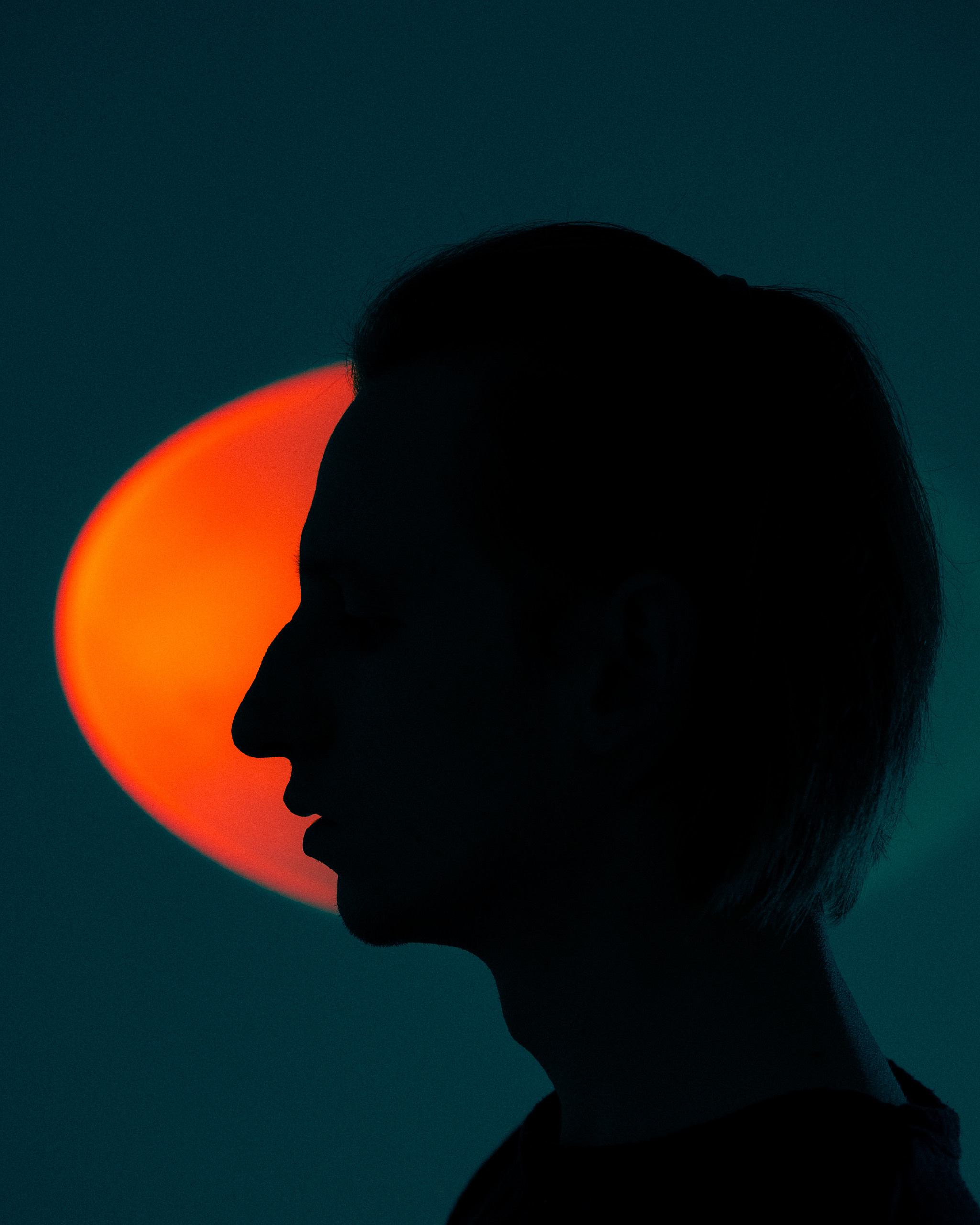 Контакты. Портретный фотограф в Санкт-Петербурге Навардаускас Дмитрий