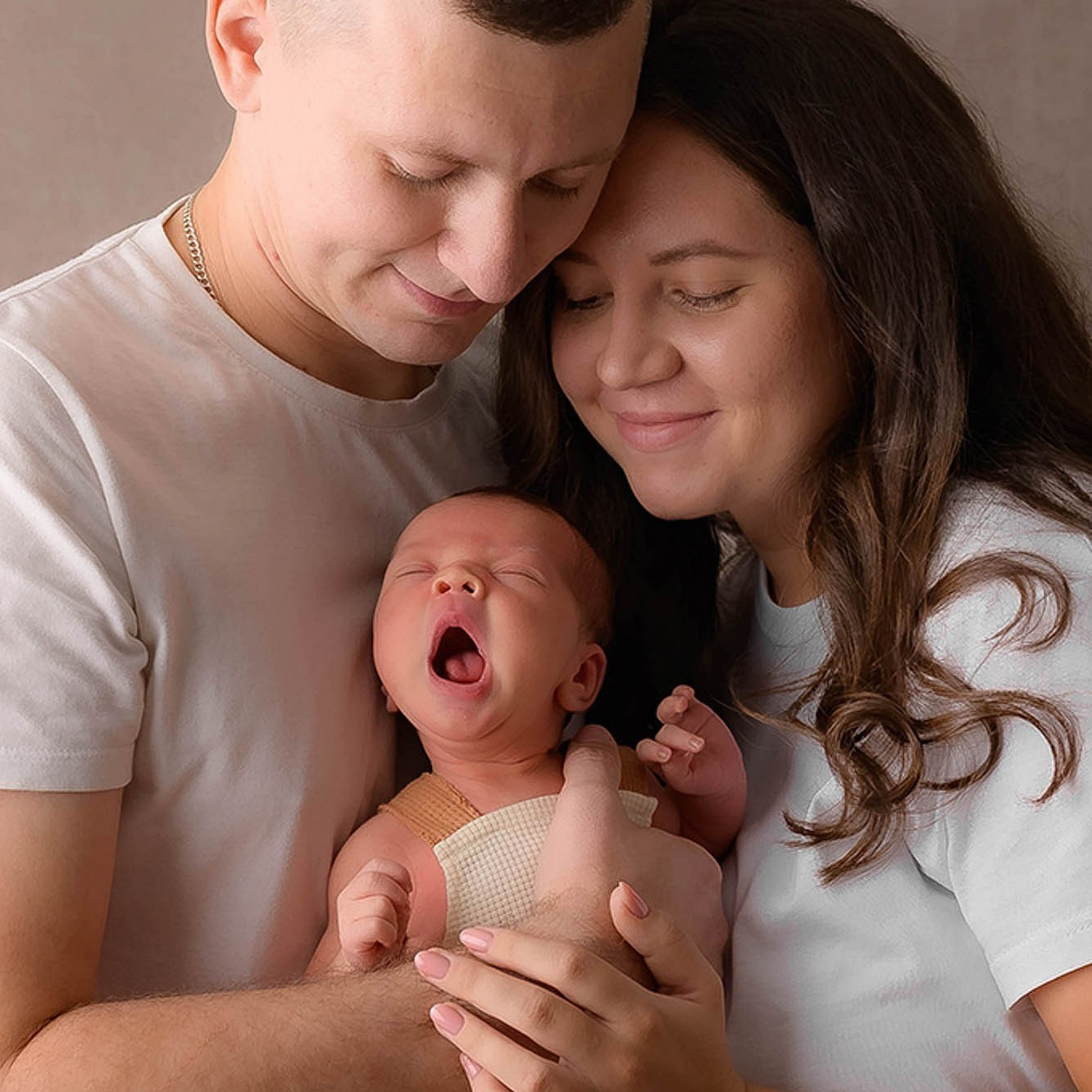 Фотограф новорожденных (ньюборн) в г. Уссурийске Приморский край Ирина Губанова