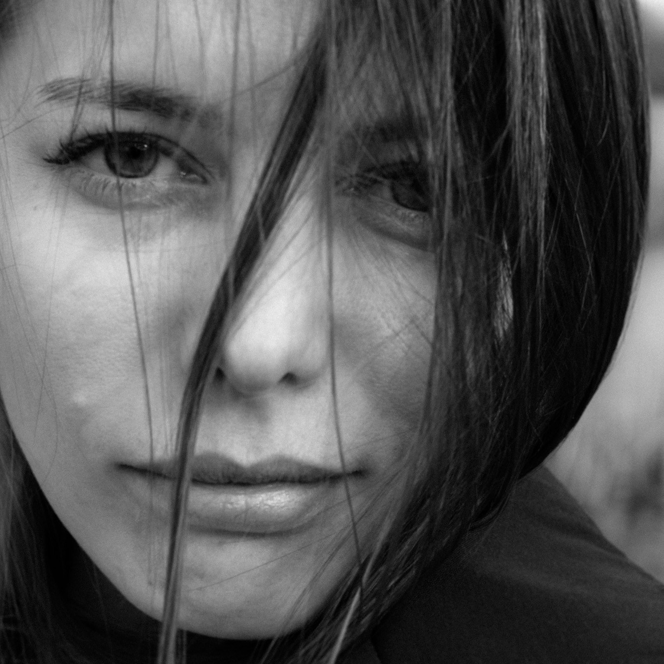 женский портрет, фотограф казань, фотограф спб, фотосессия, индивидуальная фотосессия, фото - терапия, Я-Есть, фотография, фотосессия в Казани, фотограф Дарья Гром, психологический портрет, чернобелая фотография, фотограф чб, фото история, фотосессия души