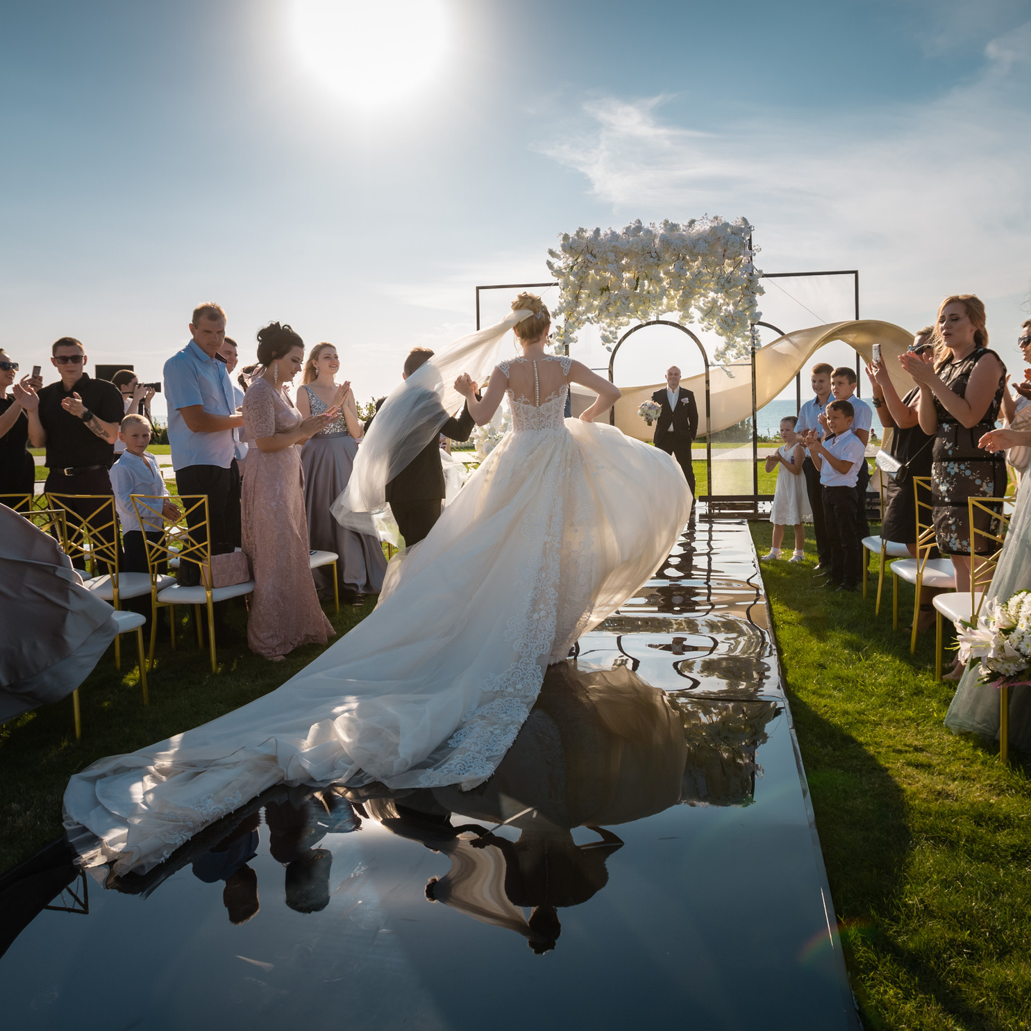 Услуги и цены свадебного фотографа в Крыму Севастополе Ялте. Свадебный фотограф, фотосъемка в Крыму, Севастополе, Симферополе, Ялте