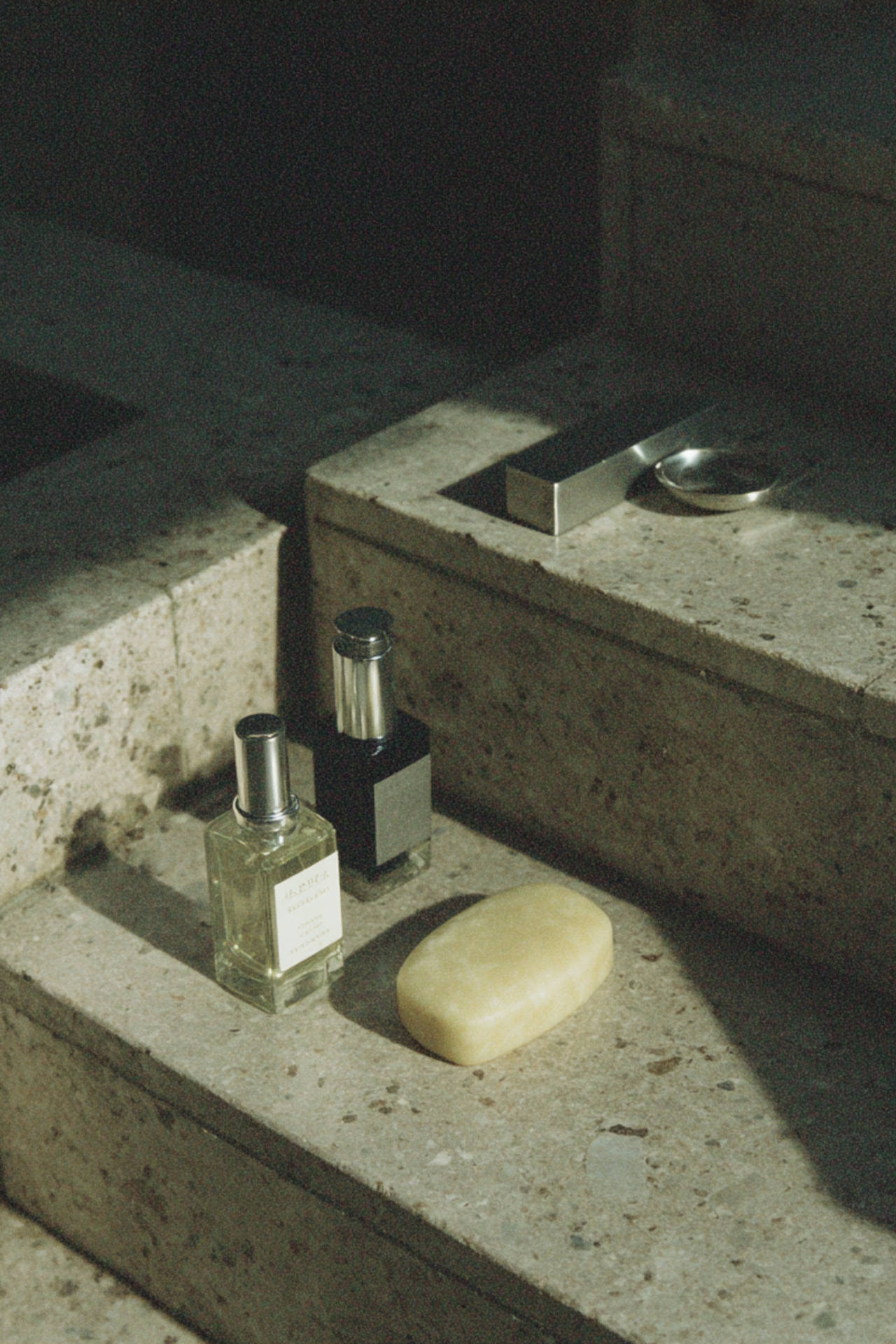 AI Images. AI-креатор: AI-фото, видео и reels для брендов — saintelixirr