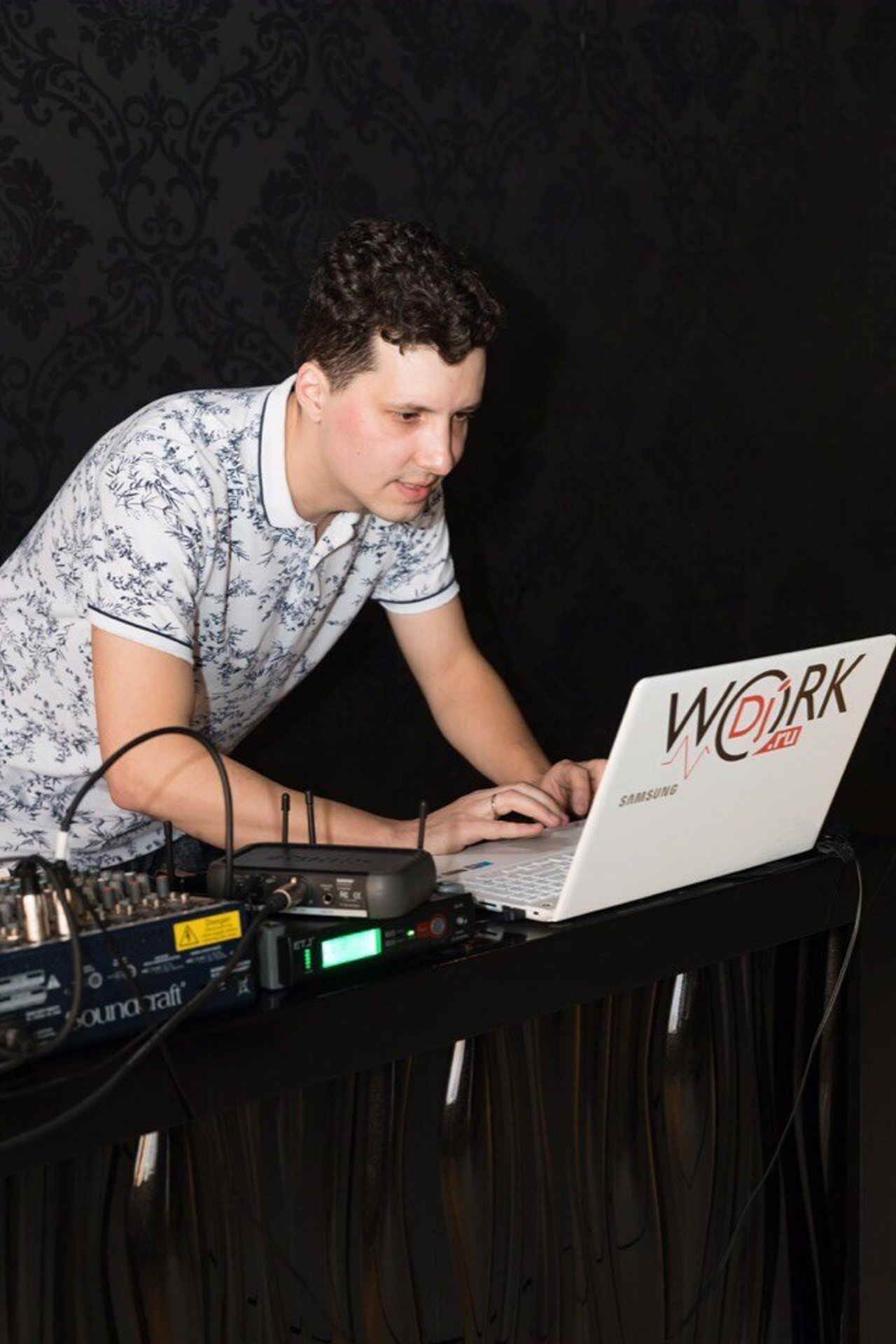 ВЫПУСКНОЙ НАЧАЛЬНАЯ ШКОЛА. Выпускные альбомы Красноярск