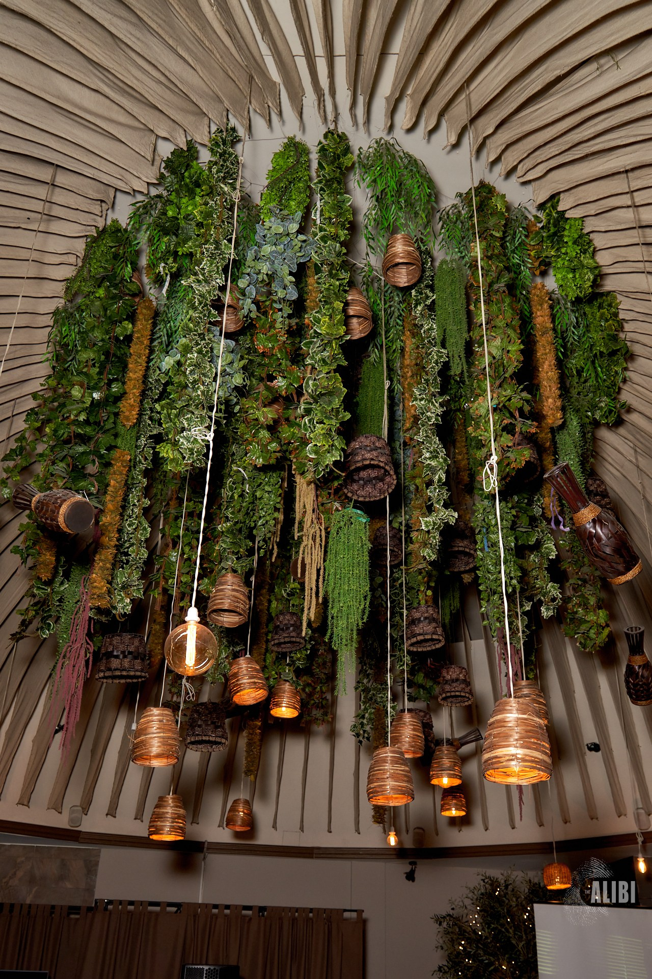 Алиби квиз. VISUAL ARTIST/ современное искусство/ фотокартины