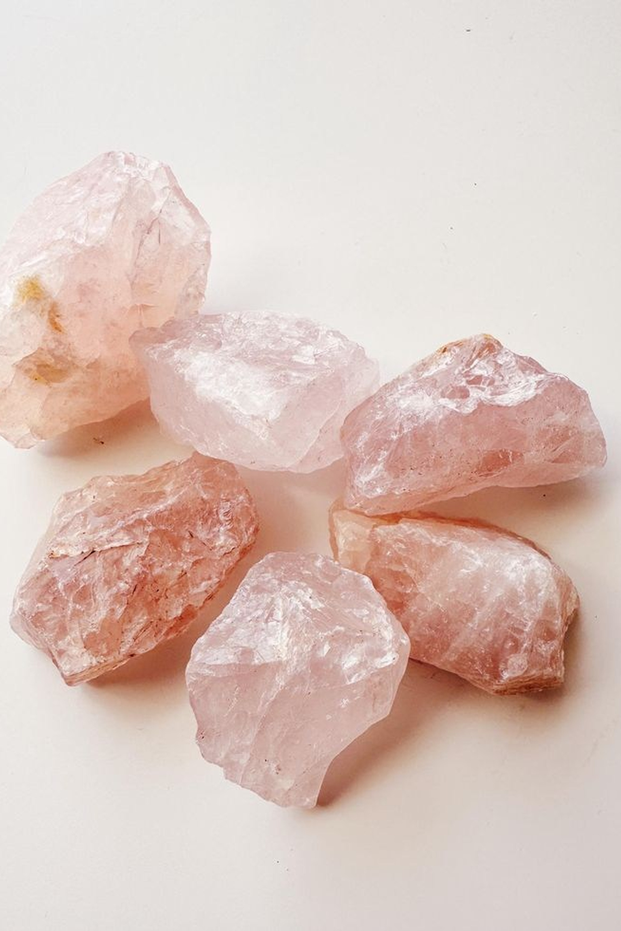 Розовый кварц. Marketillustration бесплатные открытки, пригласительные на день рождения, свадьбу, шаблоны для печати