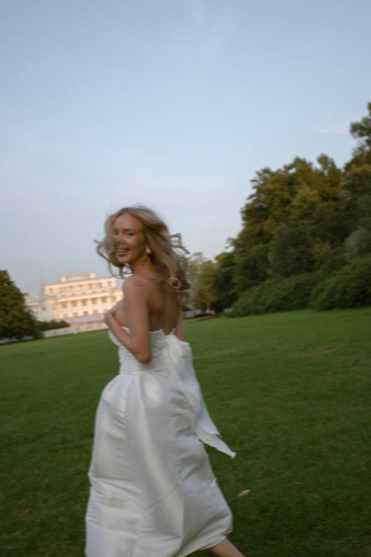 INDIVIDUAL. RONYNIKA PHOTOGRAPHER