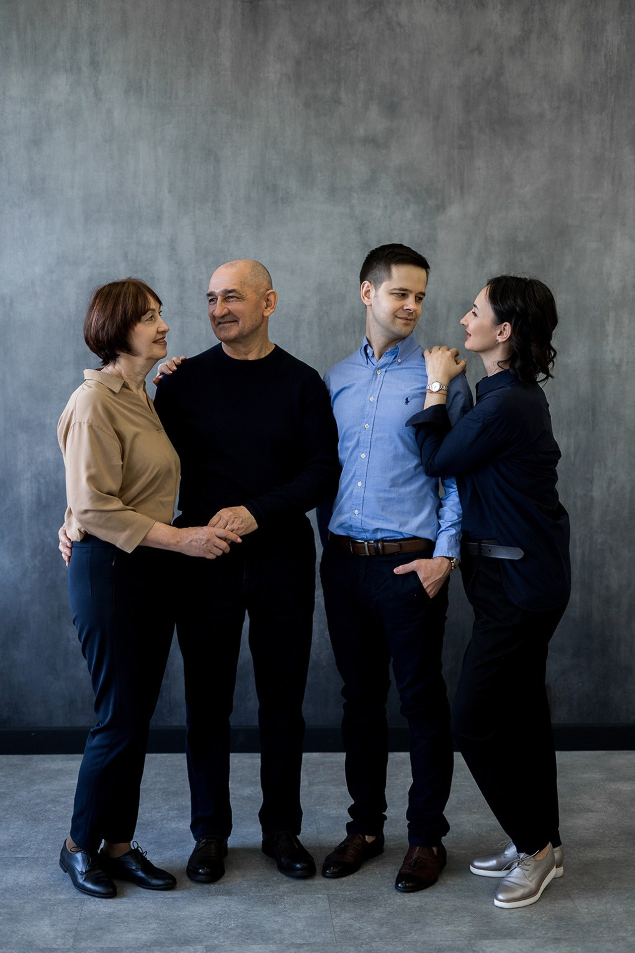 Два поколения