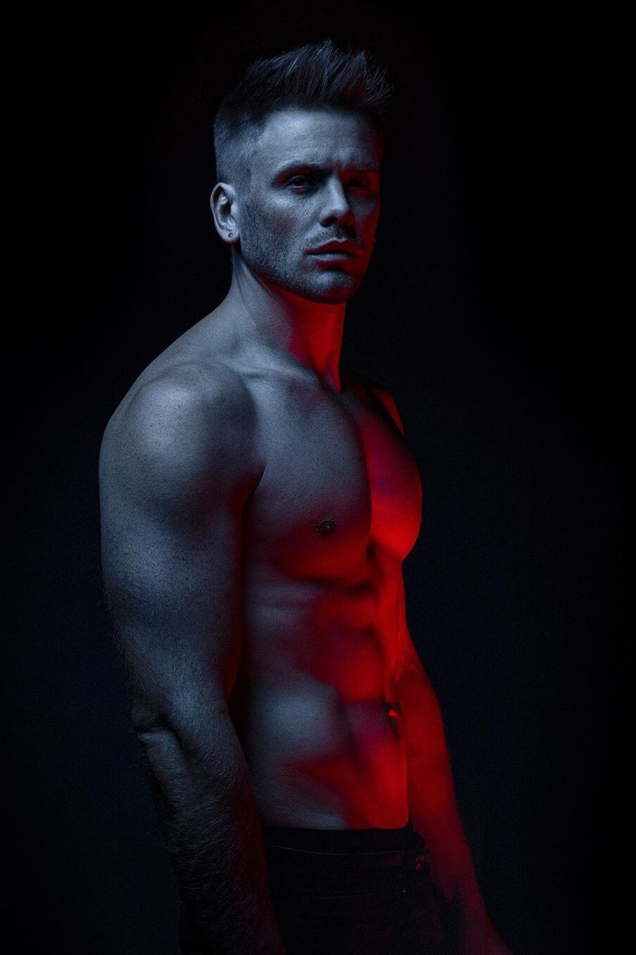 ЦВЕТНОЙ СВЕТ