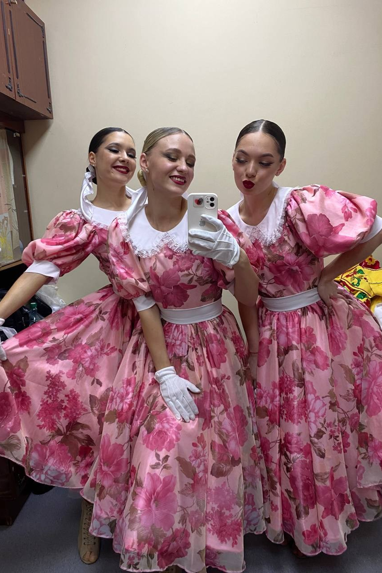 Блог и анонсы. Танцевальная шоу-группа «GRANAT»