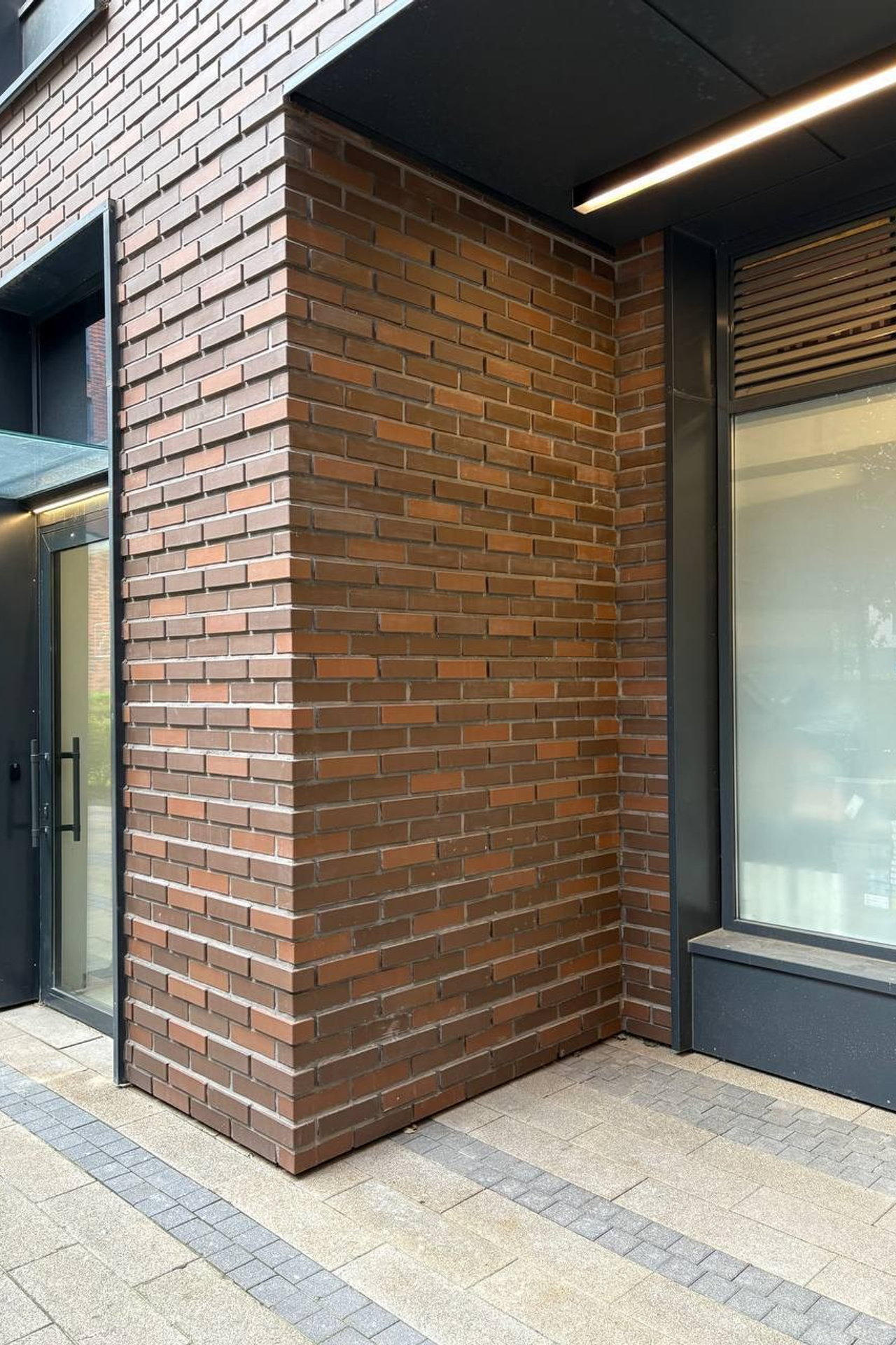 Street 1. Стрит съемки для маркетплейсов в Сочи | ИИ контент | fashionprod