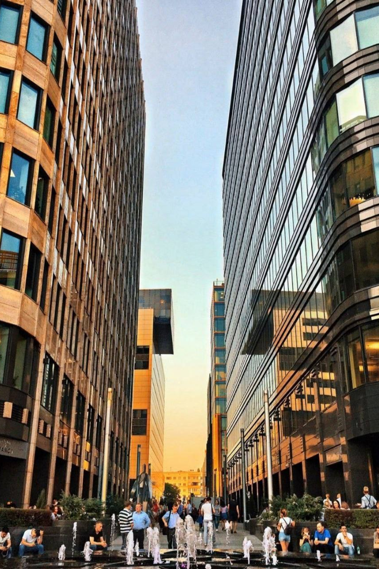 Street 3. Стрит съемки для маркетплейсов в Сочи | ИИ контент | fashionprod