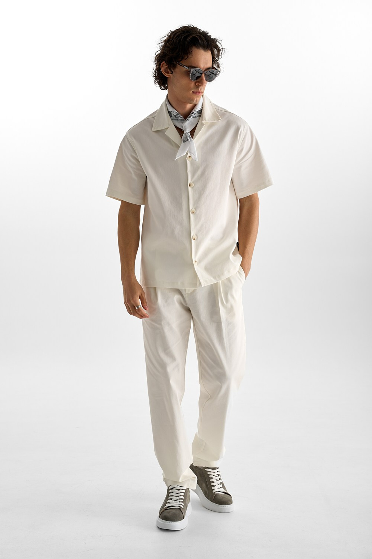 Pizhon. Михаил Евтух — фотограф для брендов и маркетплейсов в Минске