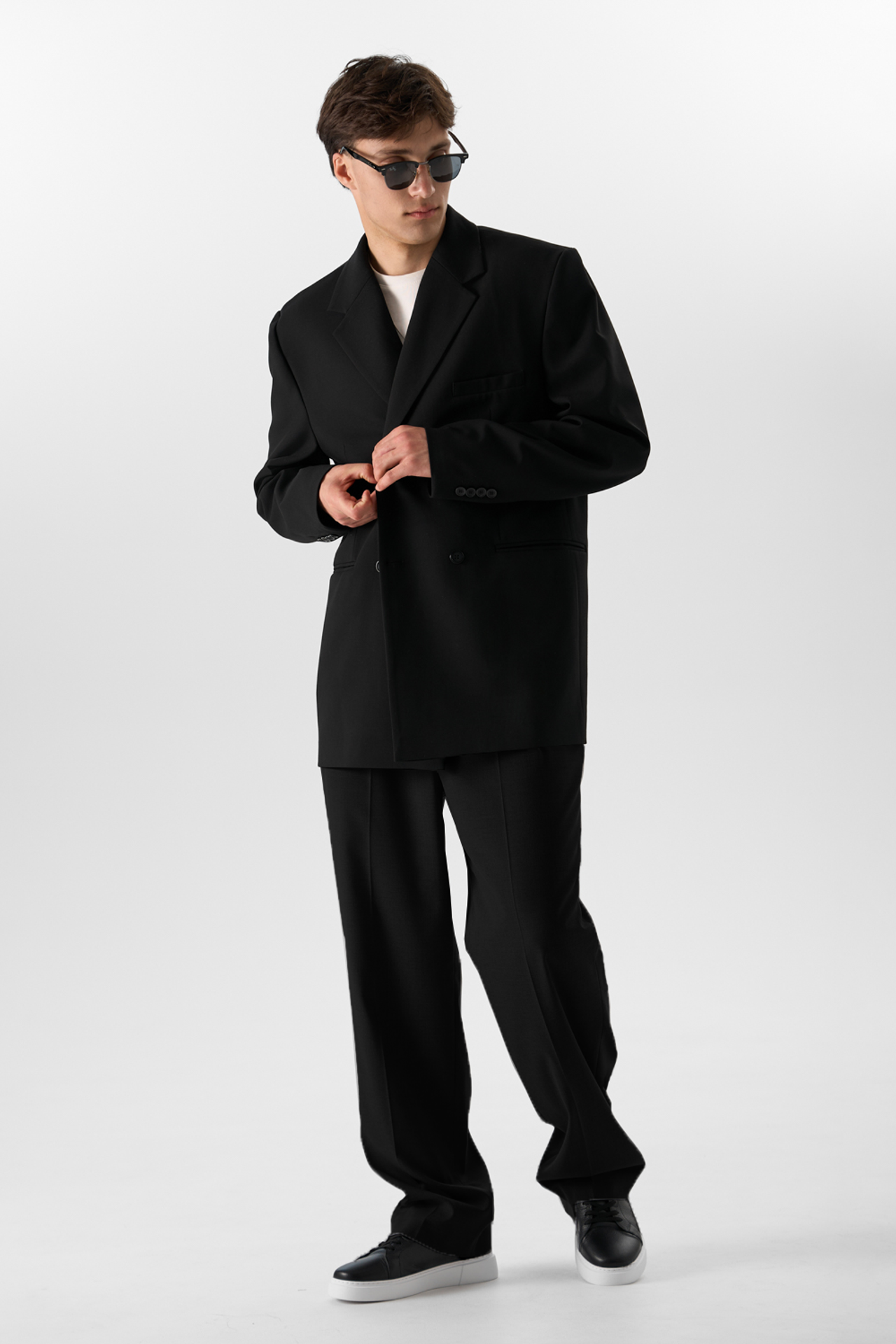 Pizhon. Михаил Евтух — фотограф для брендов и маркетплейсов в Минске