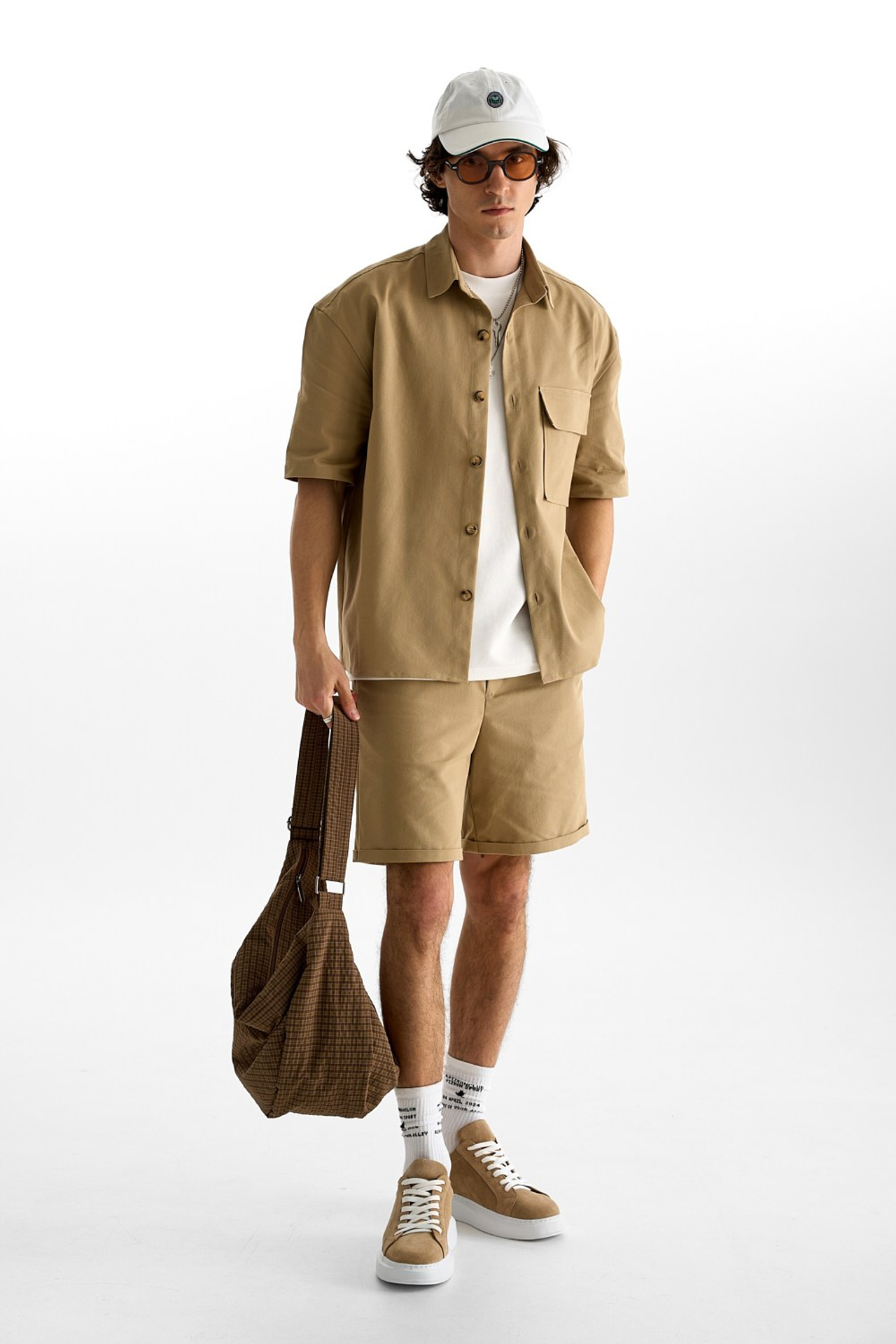 Pizhon. Михаил Евтух — фотограф для брендов и маркетплейсов в Минске