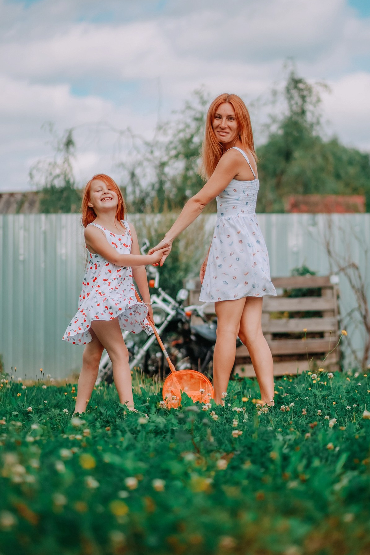 Елена с дочкой. Ульяновка 2020