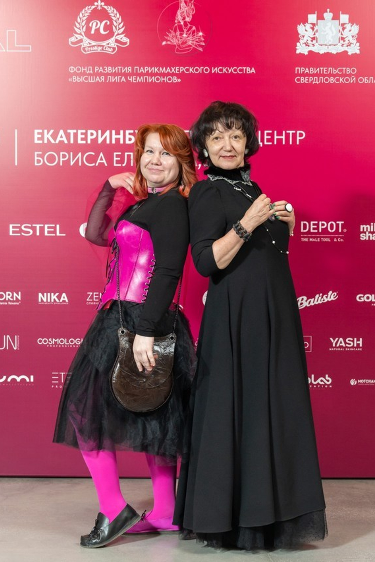 Отзывы. Фотограф Екатеринбург. Портретный fashion свадебный предметный фотограф для маркетплейсов (Озон Wildberries Мегамаркет) Андрей Наговицин