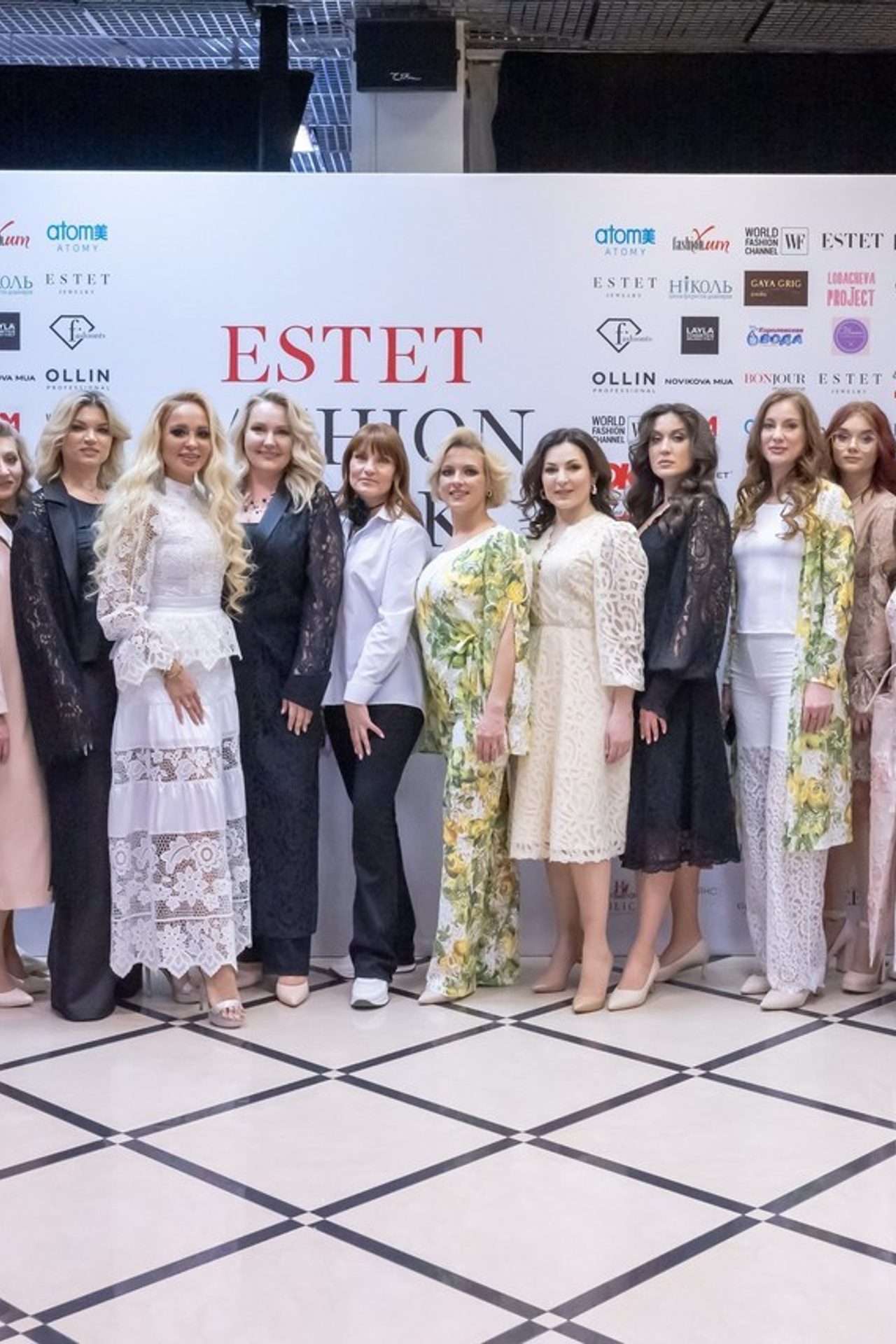 Отзывы. Фотограф Екатеринбург. Портретный fashion свадебный предметный фотограф для маркетплейсов (Озон Wildberries Мегамаркет) Андрей Наговицин