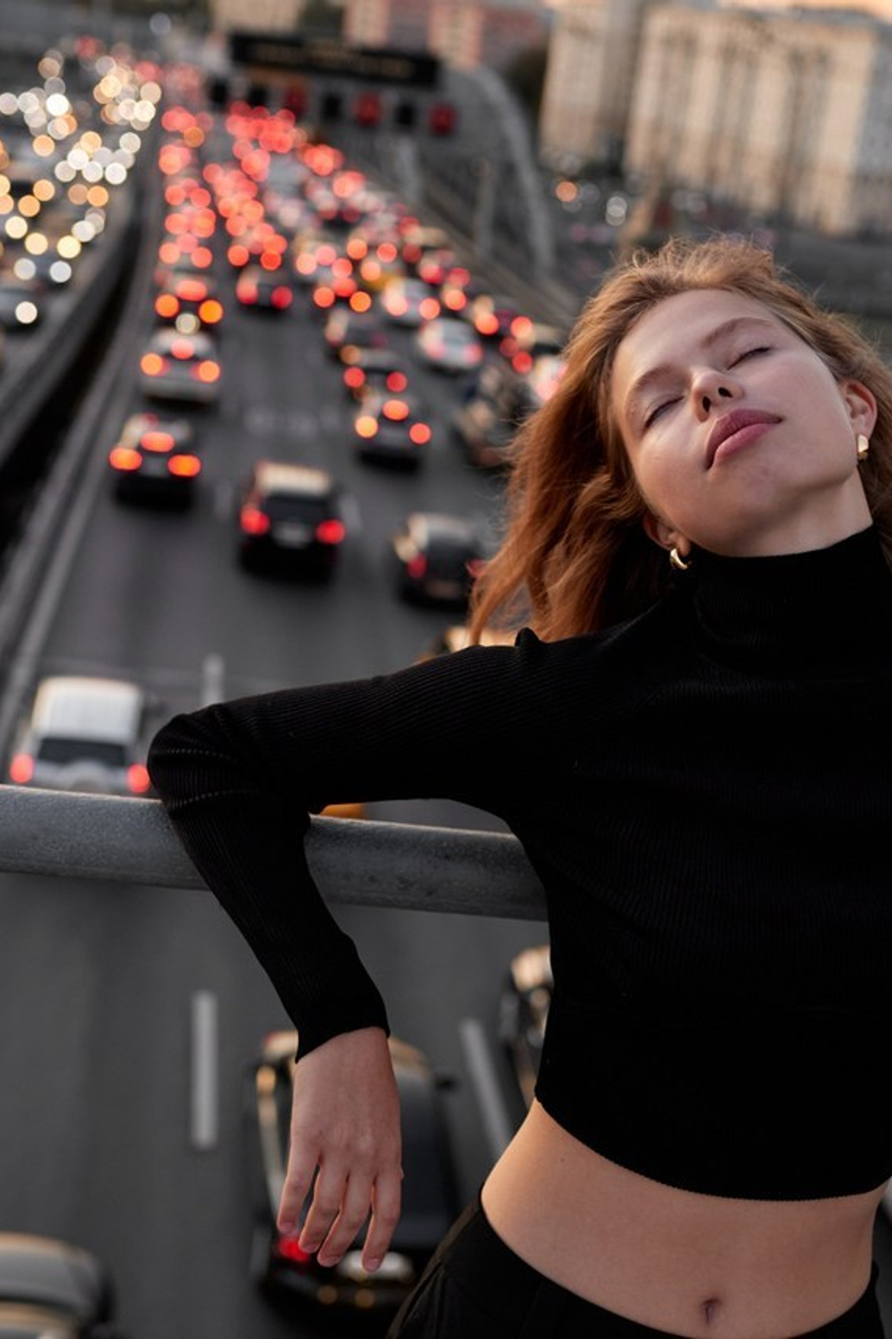 Feedback. Photographer Viki Dejavu