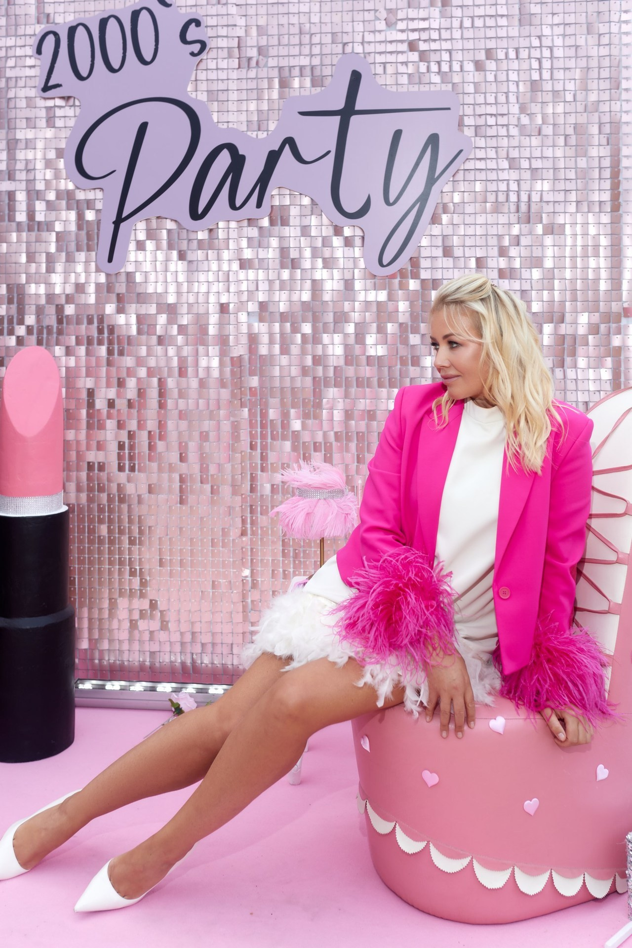 Feedback. Photographer Viki Dejavu