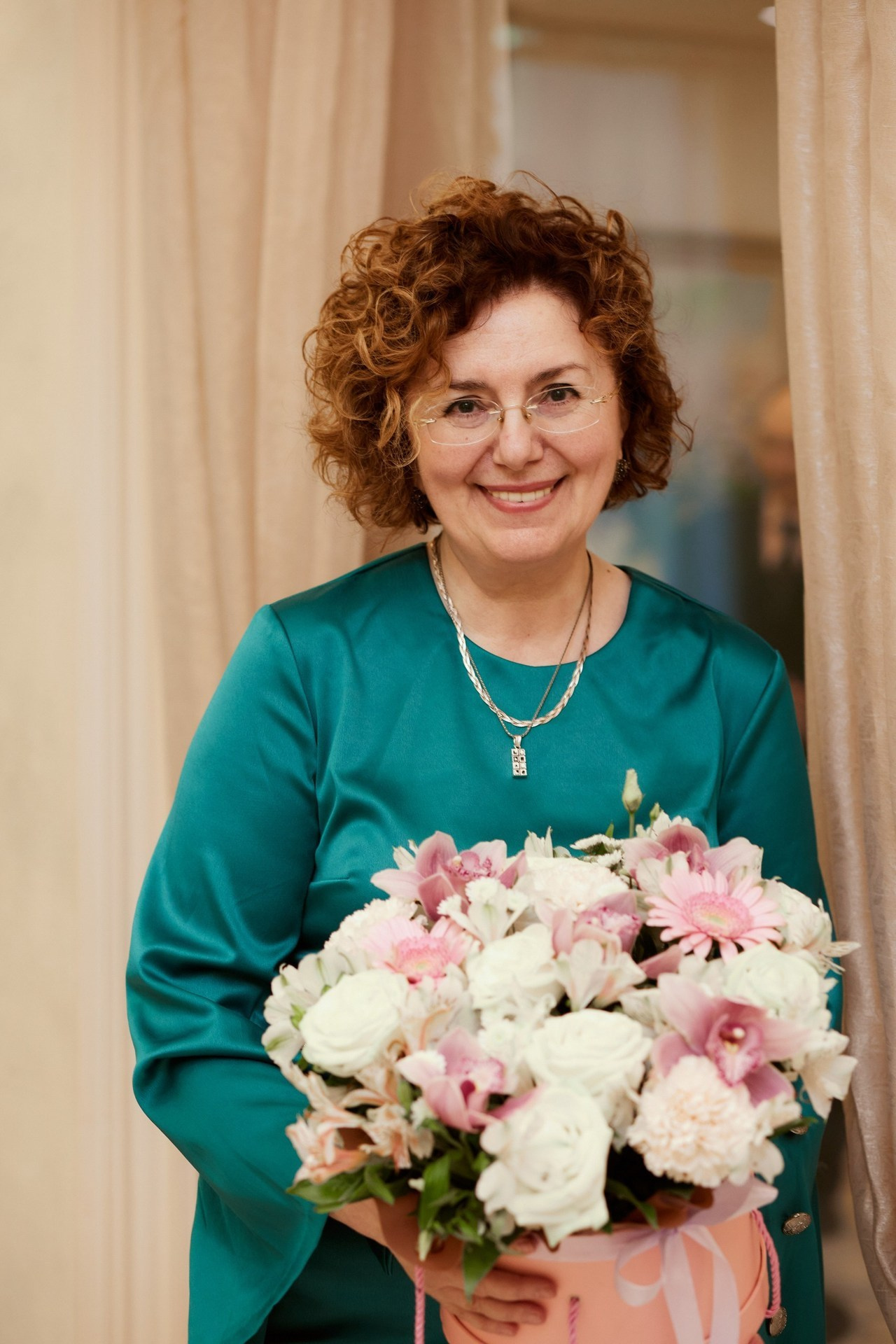 Feedback. Photographer Viki Dejavu