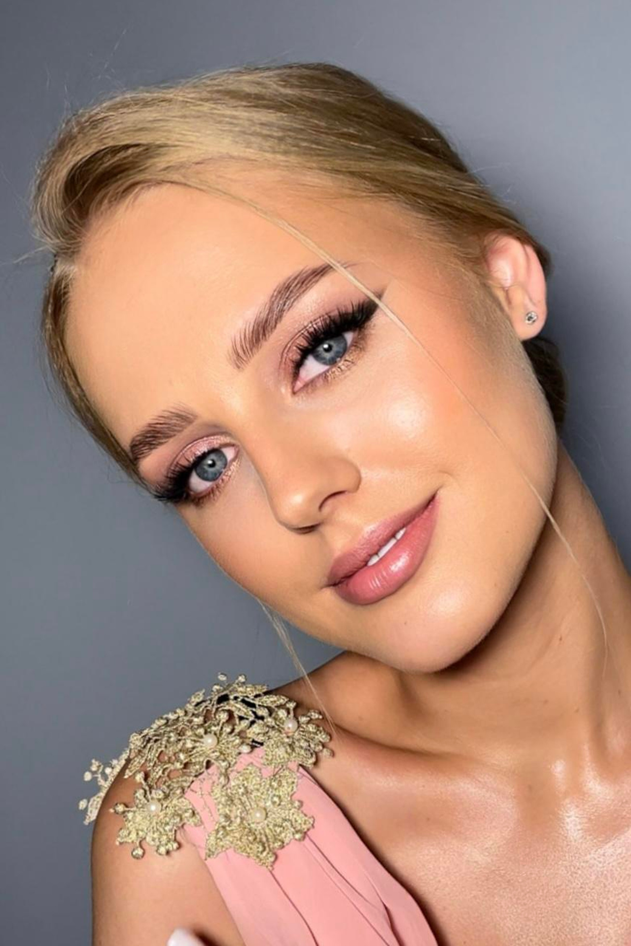 Образ на фотосессию/мероприятие. Визажист и стилист по причёскам метро Семёновская Москва и МО