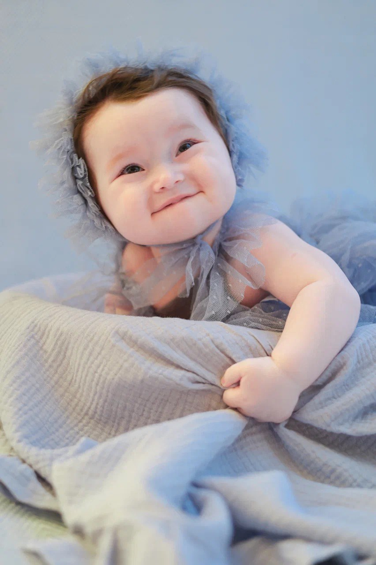 Фотосессия Мии в фиолетовом стиле