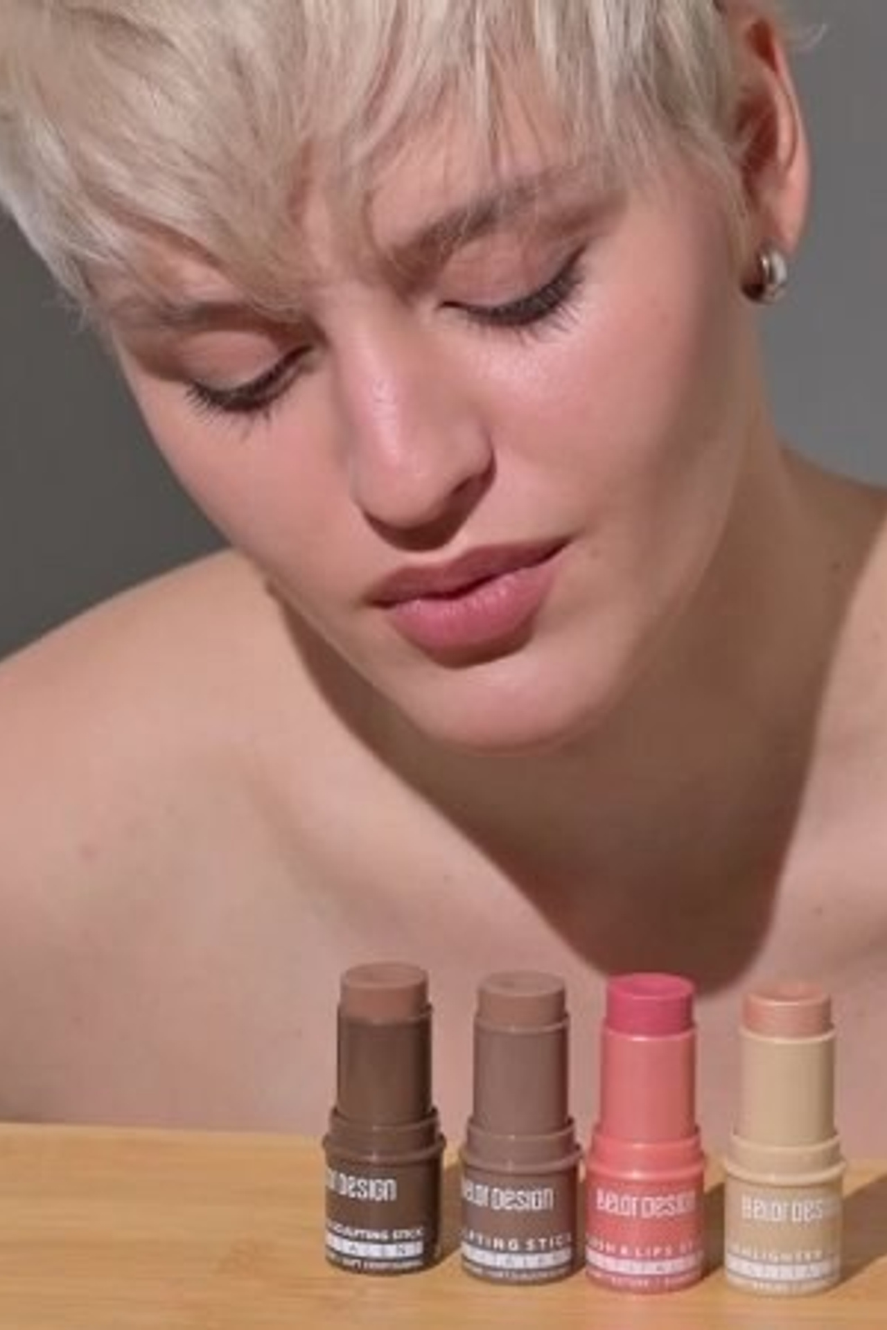 Видео для социальных сетей и маркетплейсов. Предметный контент — фотограф в Саратове Юлия