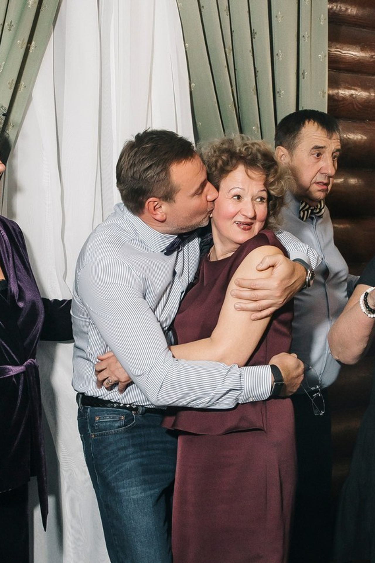 Отзывы о свадебном репортажном фотографе в  Самаре