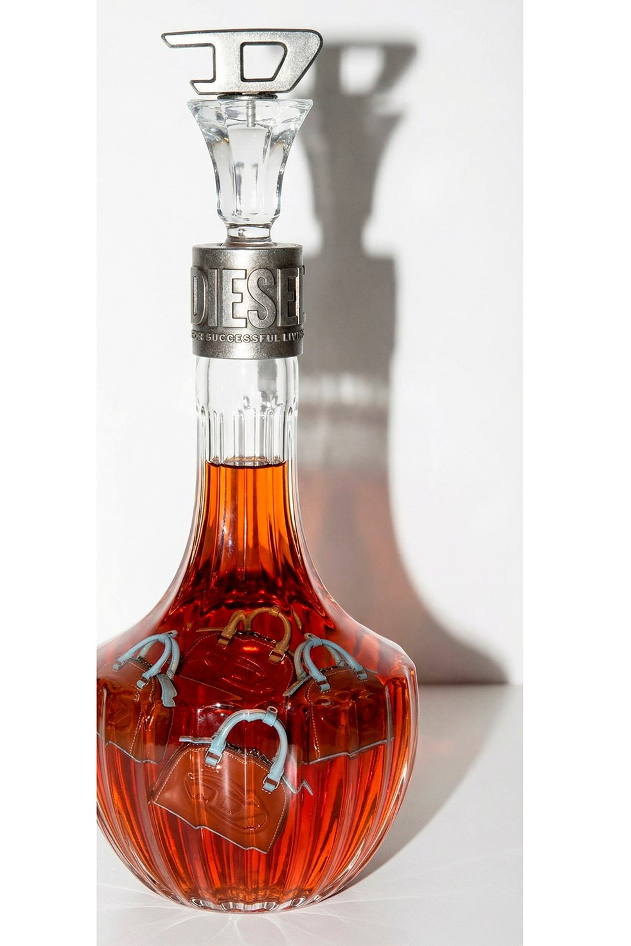 DIESEL. Фотограф и ai креатор для брендов Москва Люся Мамонова