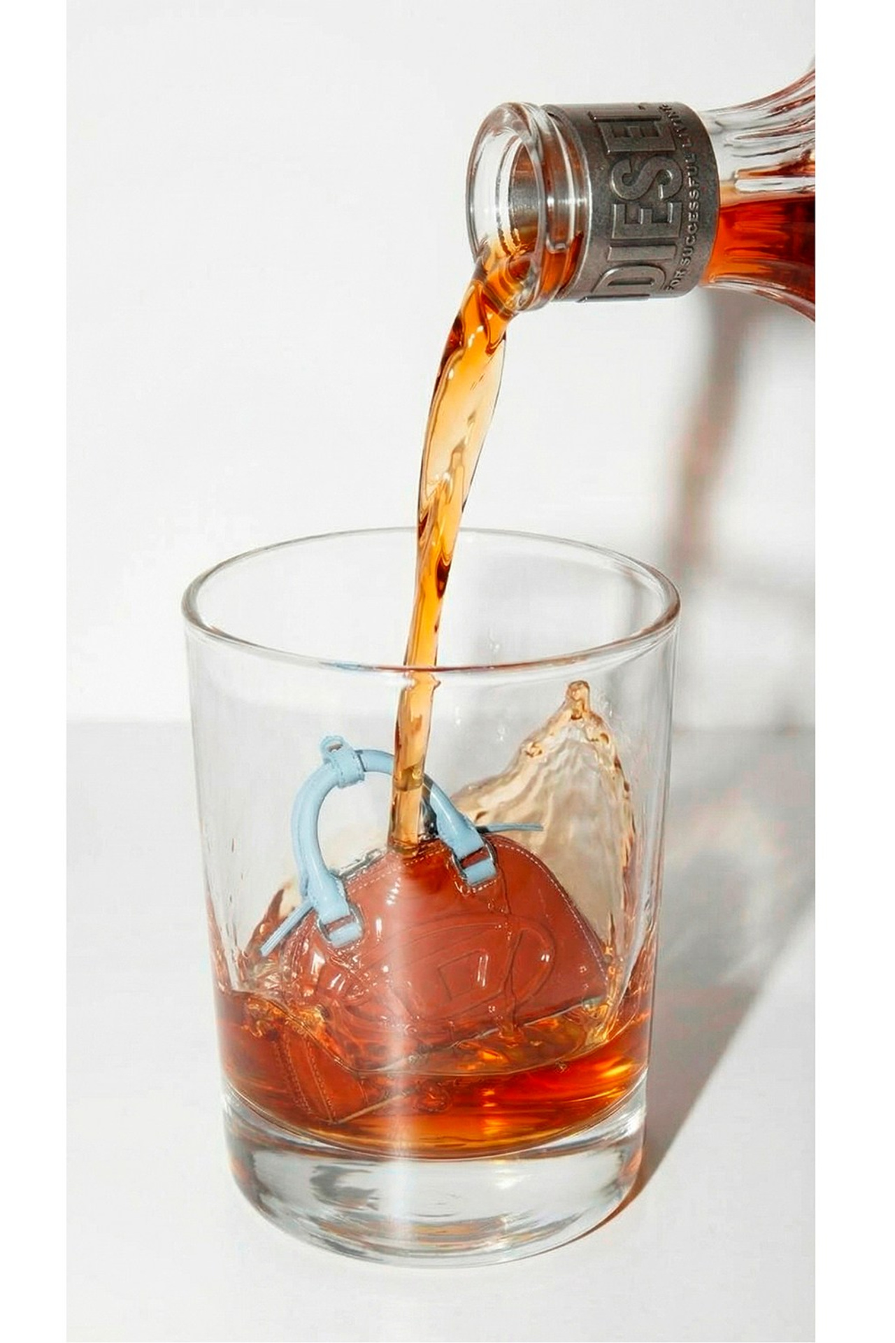 DIESEL. Фотограф и ai креатор для брендов Москва Люся Мамонова