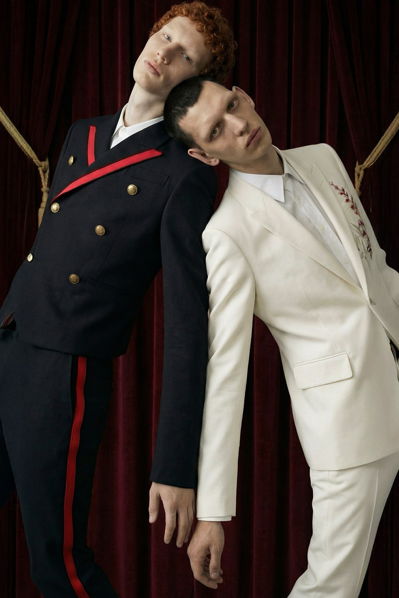 ALEXANDER MCQUEEN. Фотограф и ai креатор для брендов Москва Люся Мамонова