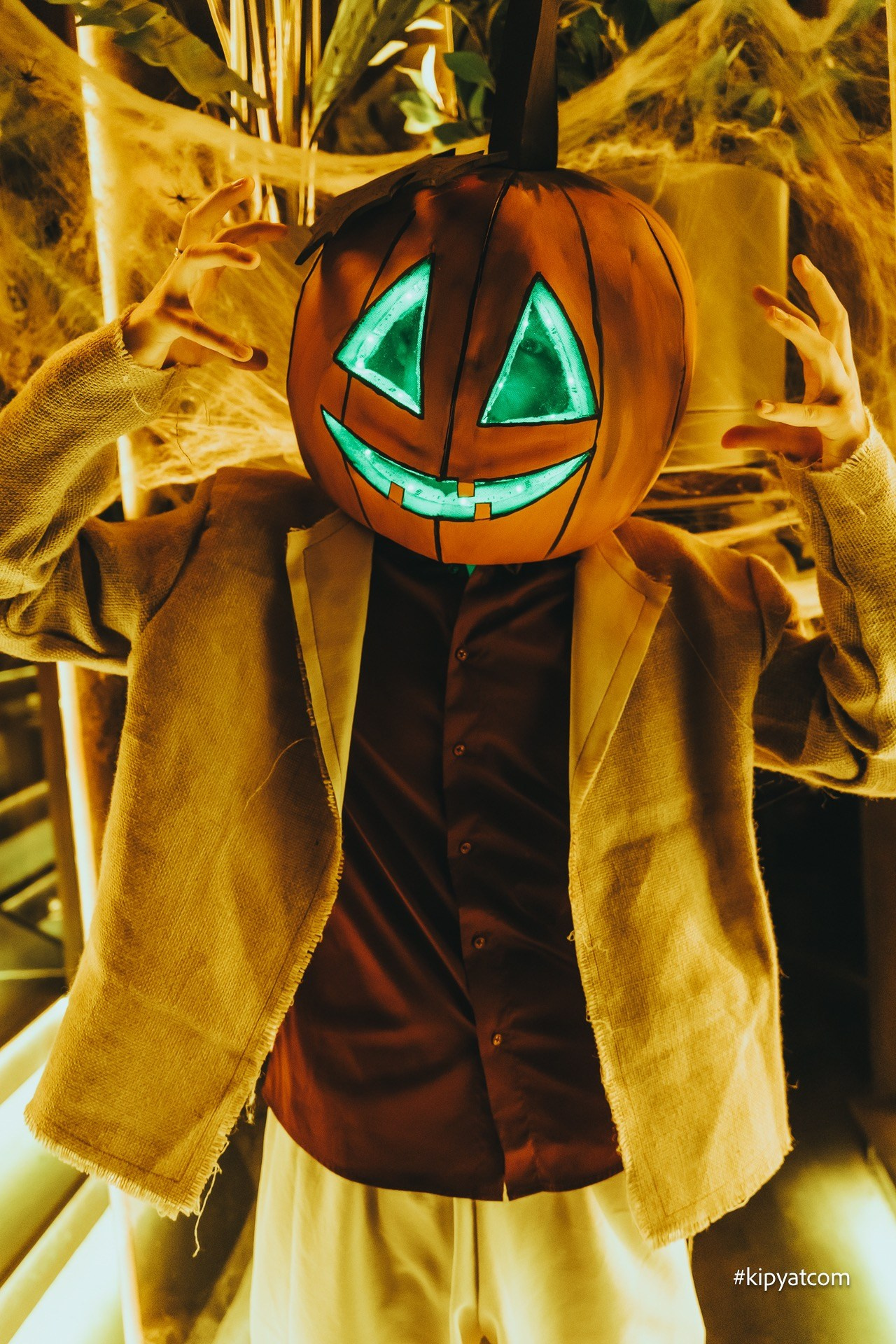 Поиск. Астана Кипятком