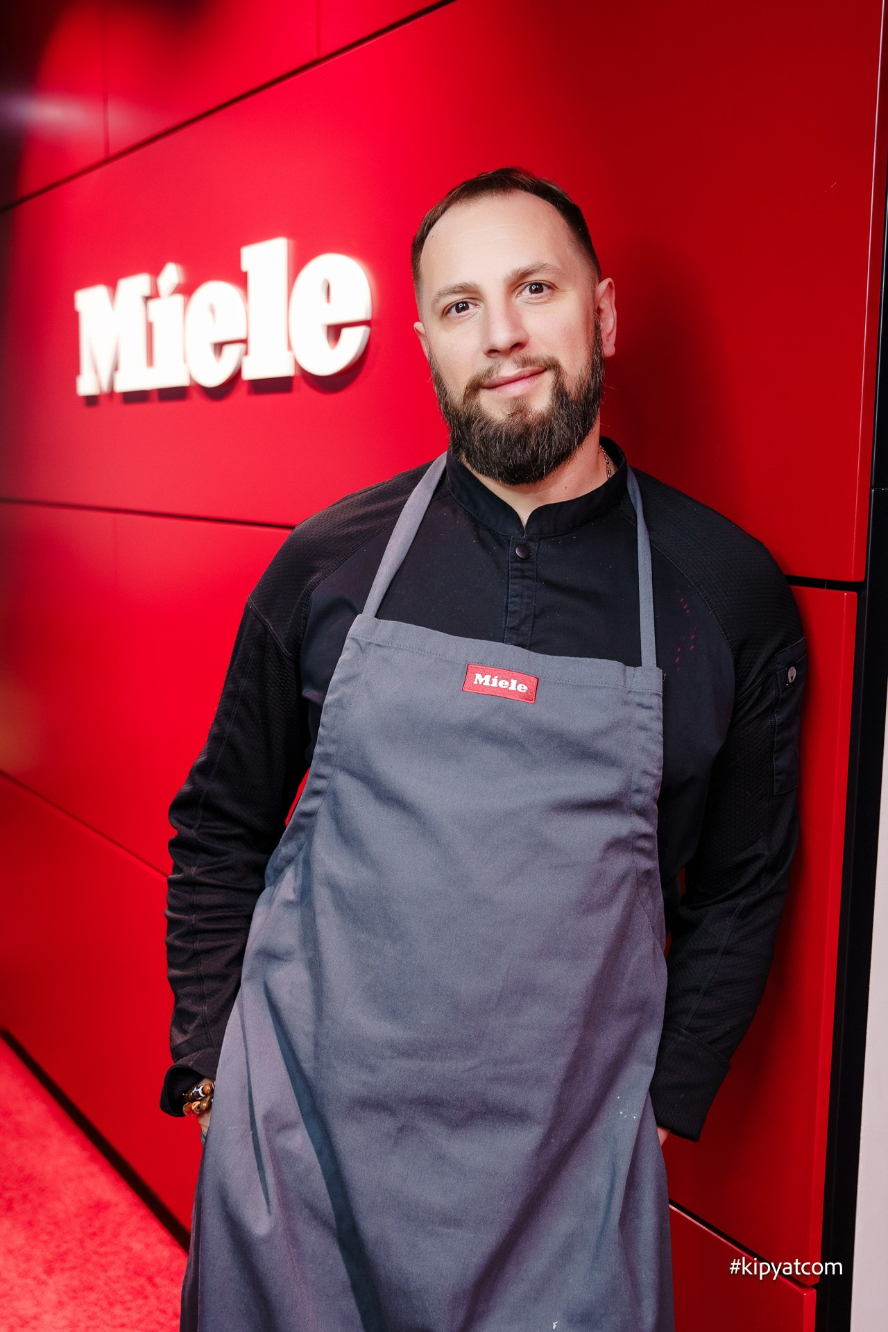 Поиск. Астана Кипятком