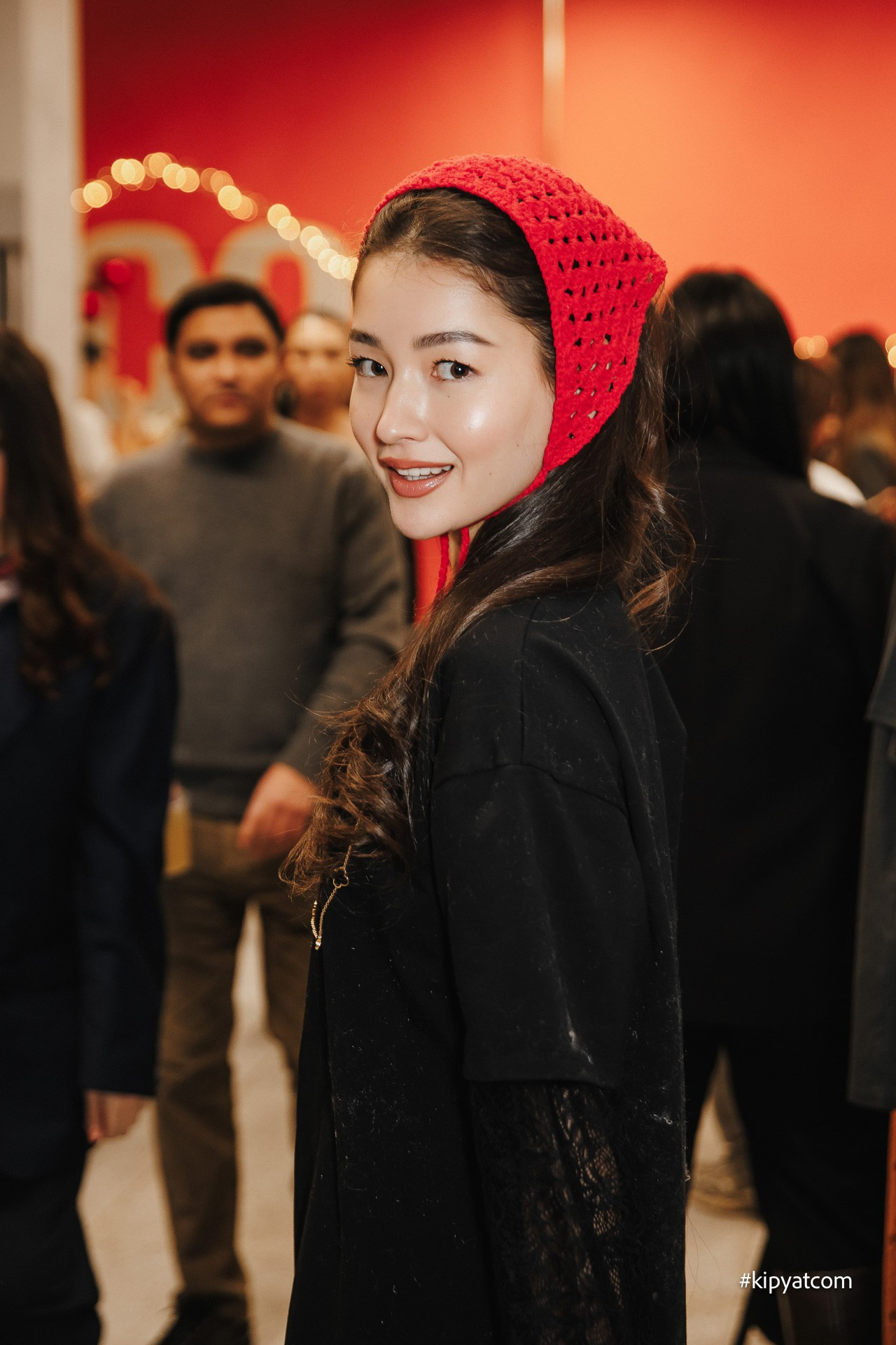 Поиск. Астана Кипятком