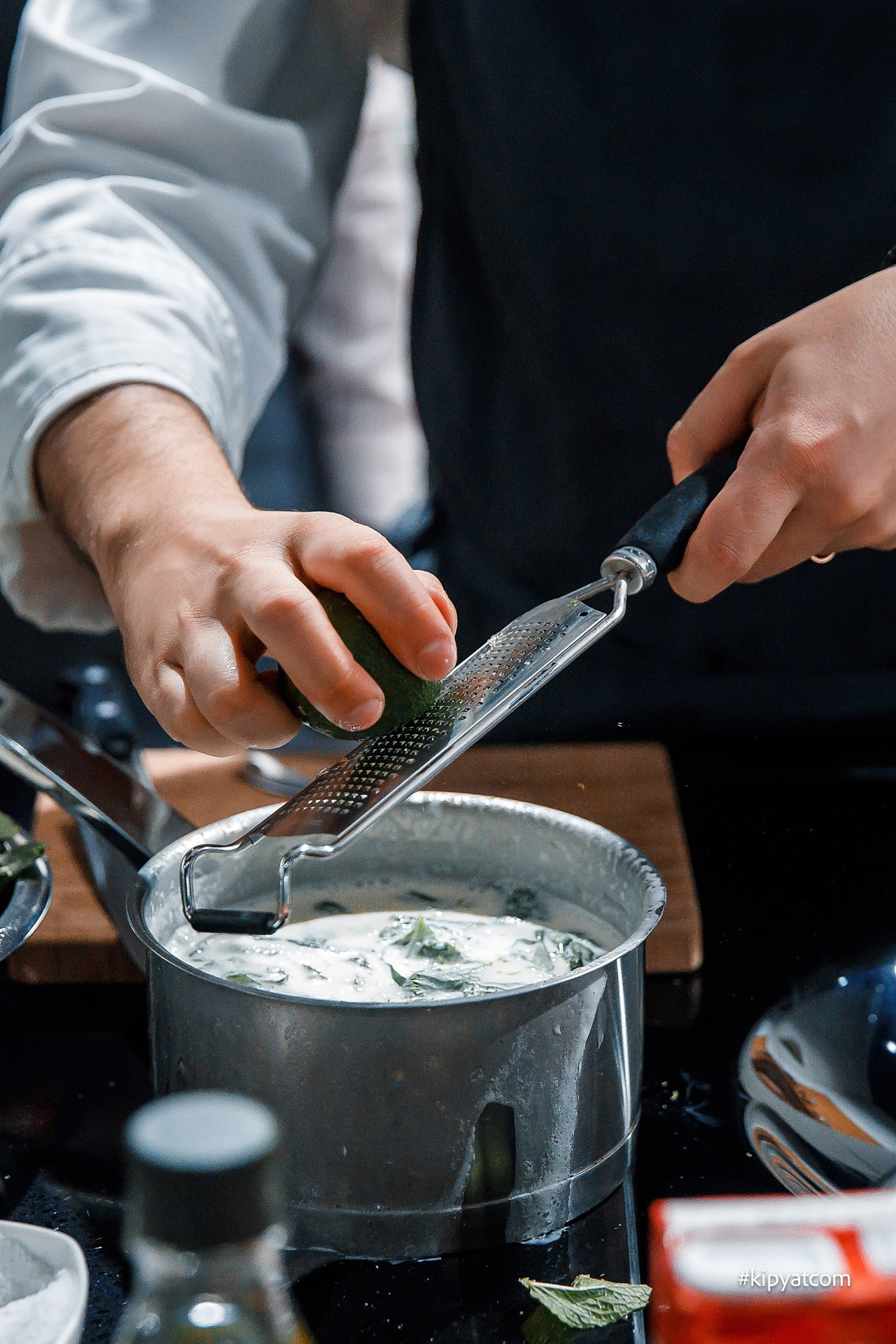 Поиск. Астана Кипятком