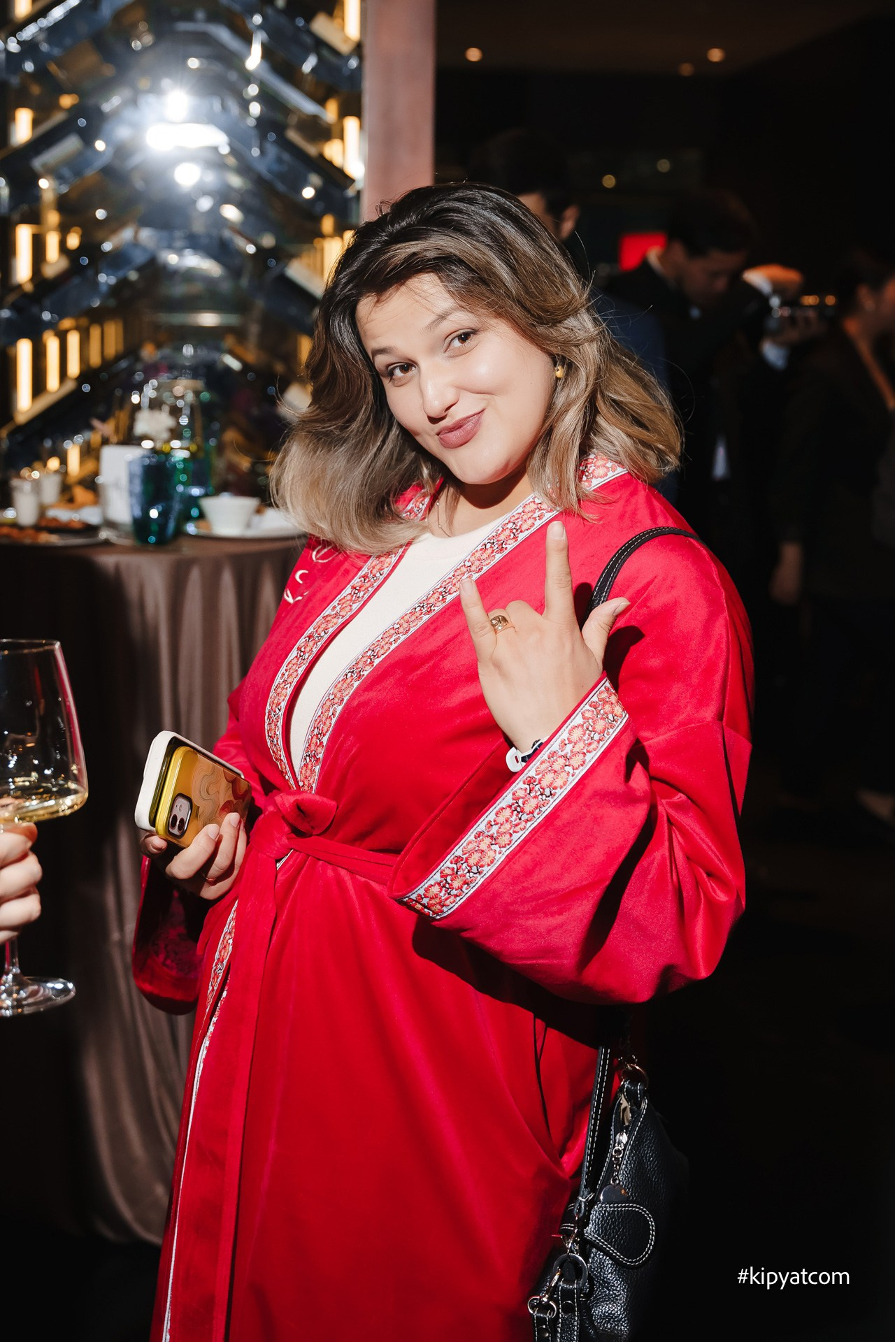 Поиск. Астана Кипятком