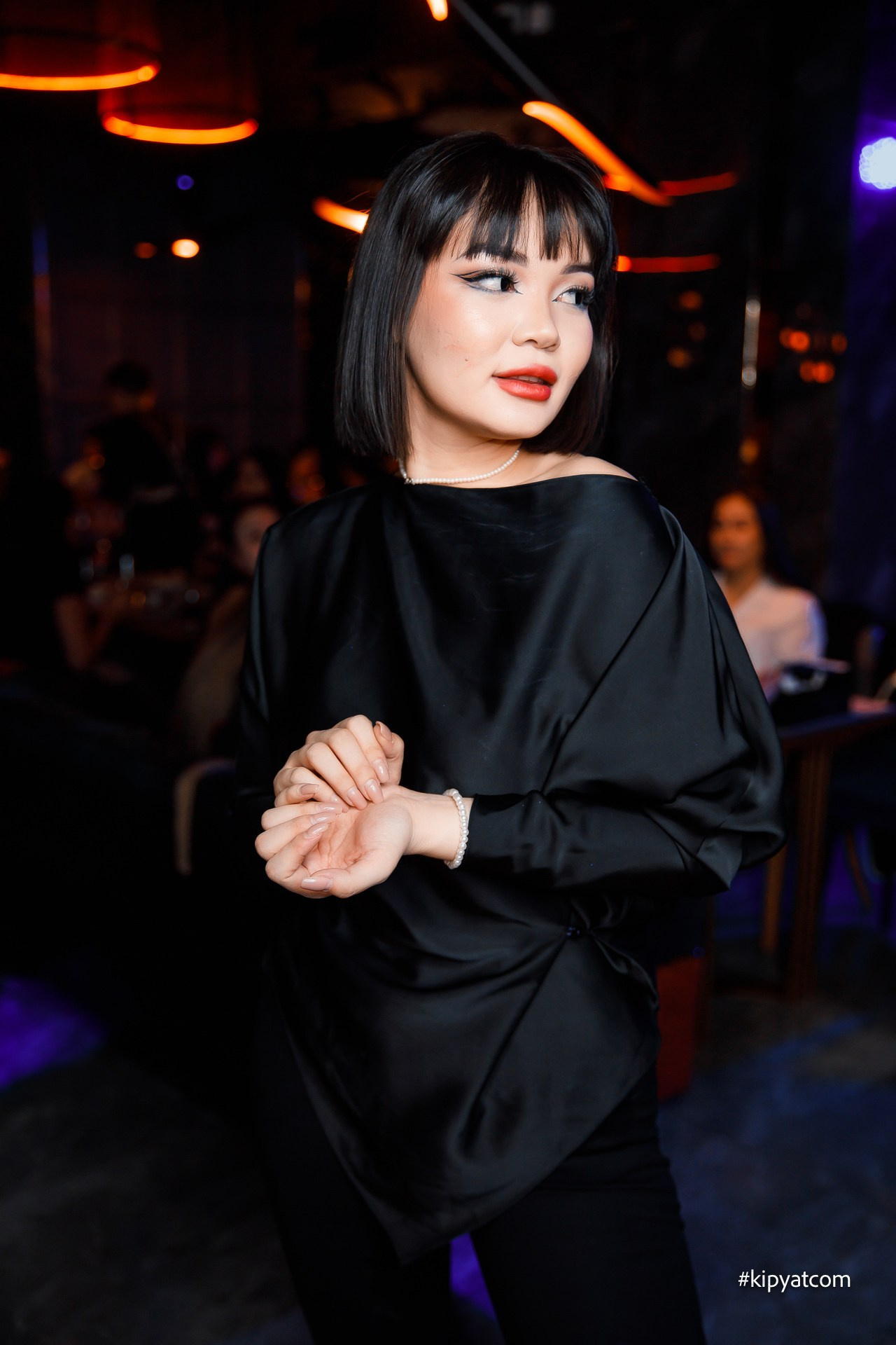 Поиск. Астана Кипятком