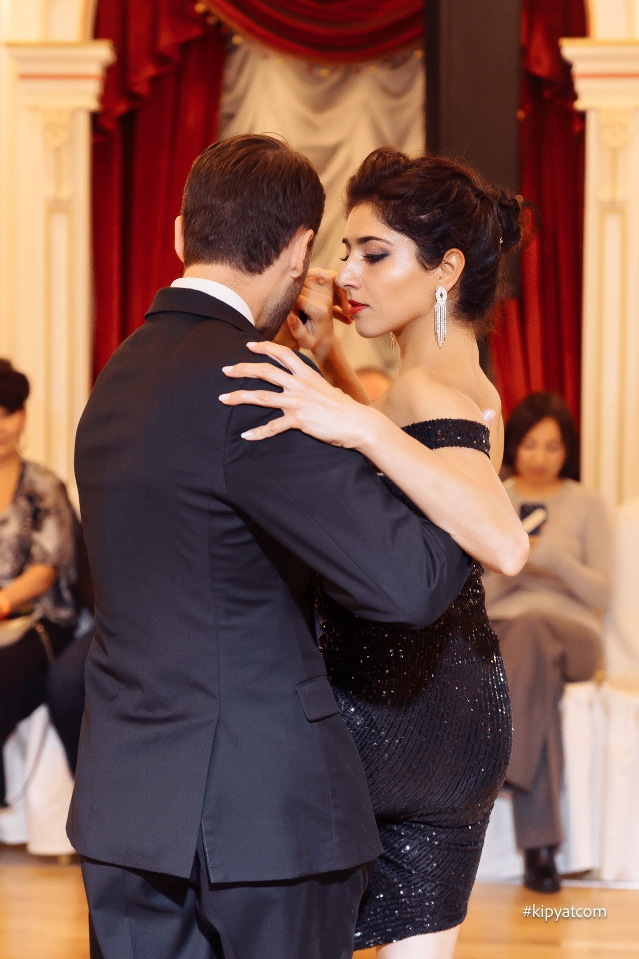 Поиск. Астана Кипятком