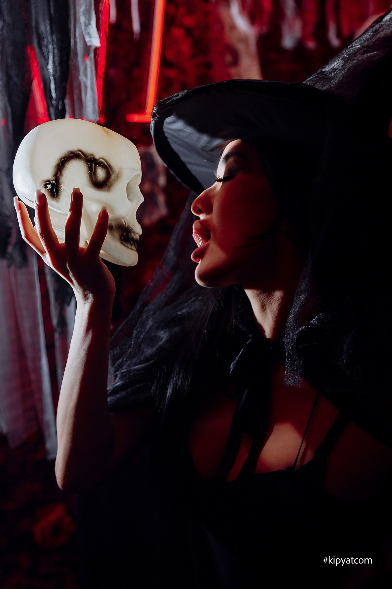 Поиск. Астана Кипятком