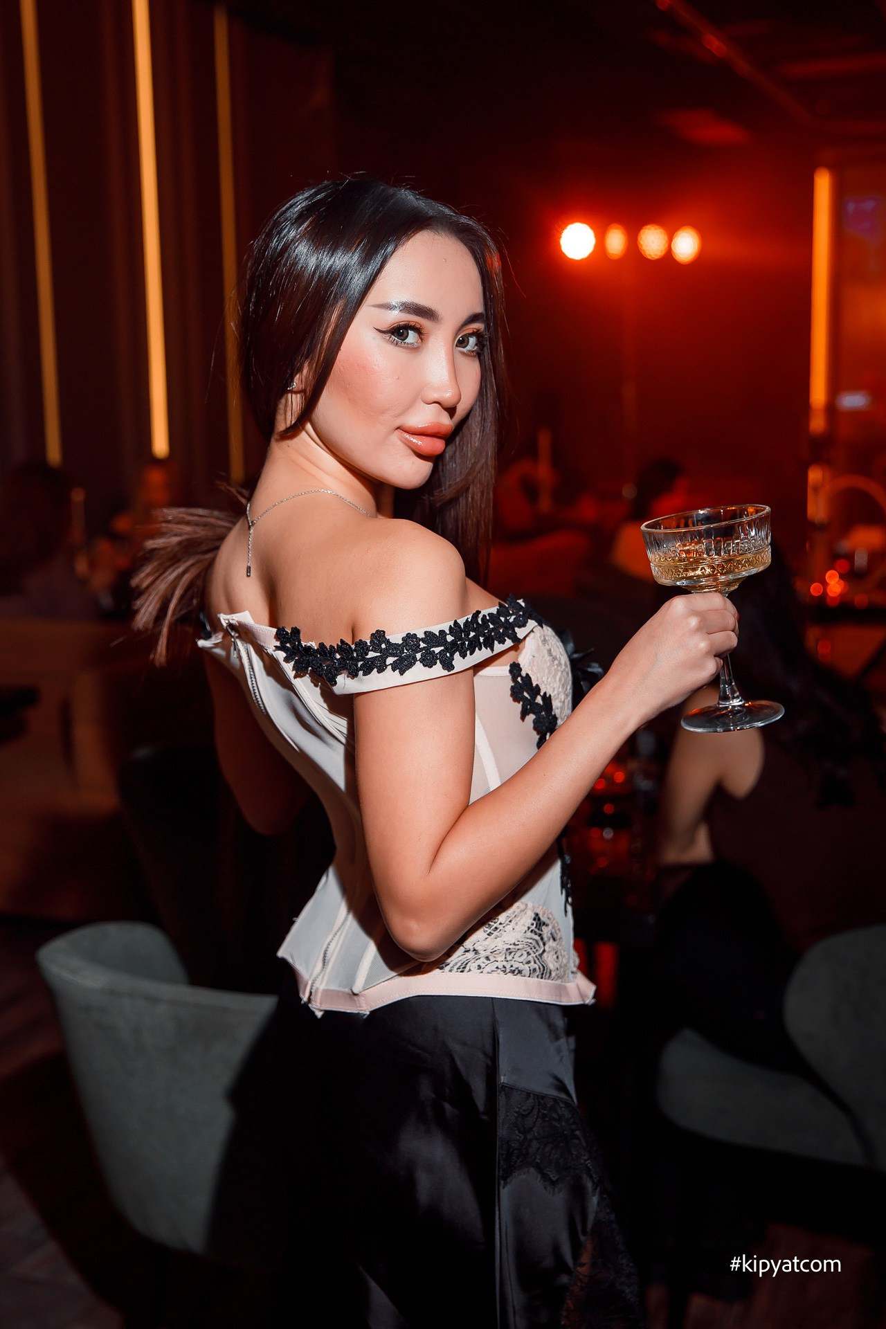 Поиск. Астана Кипятком